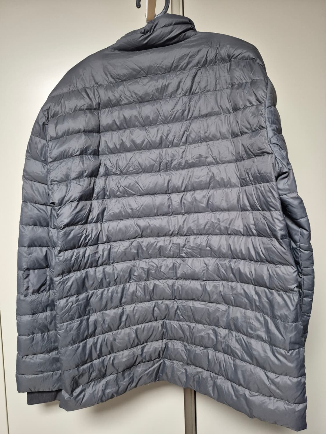 지프 정품 오리털 경량 패딩 110사이즈 판매합니다 상품이미지2