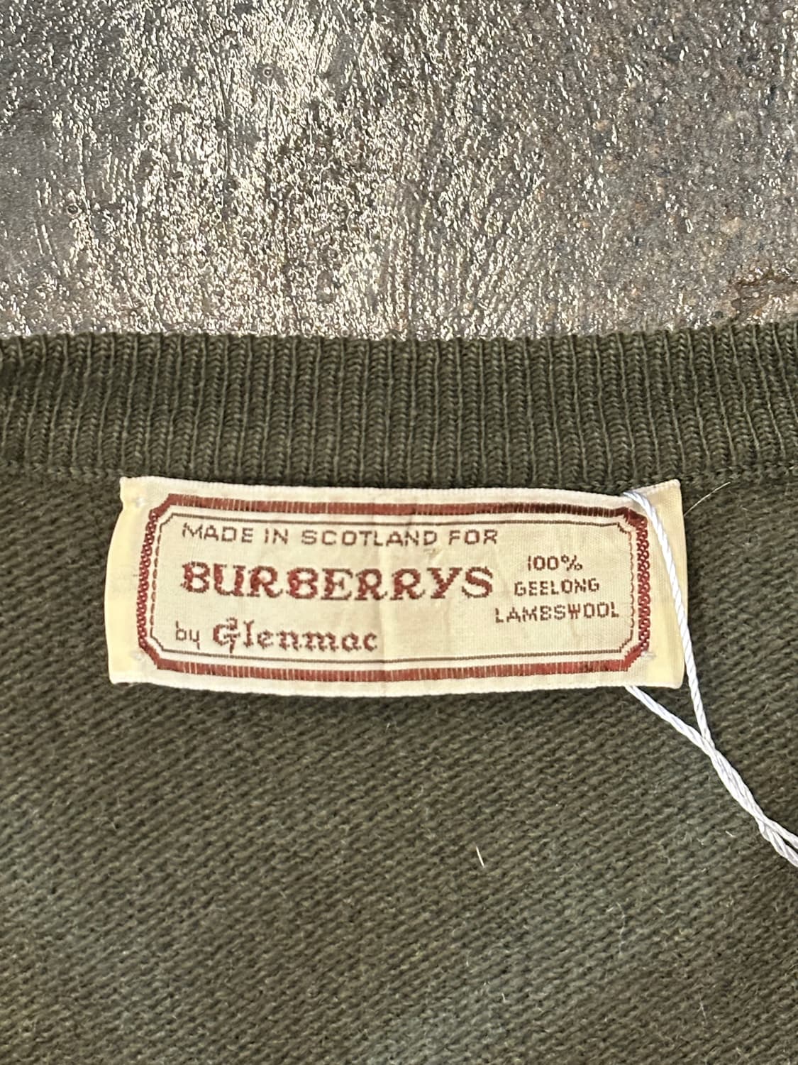 80s 버버리 x 글렌맥 스코틀랜드 질롱 램스울 브이넥 니트 L 상품이미지3