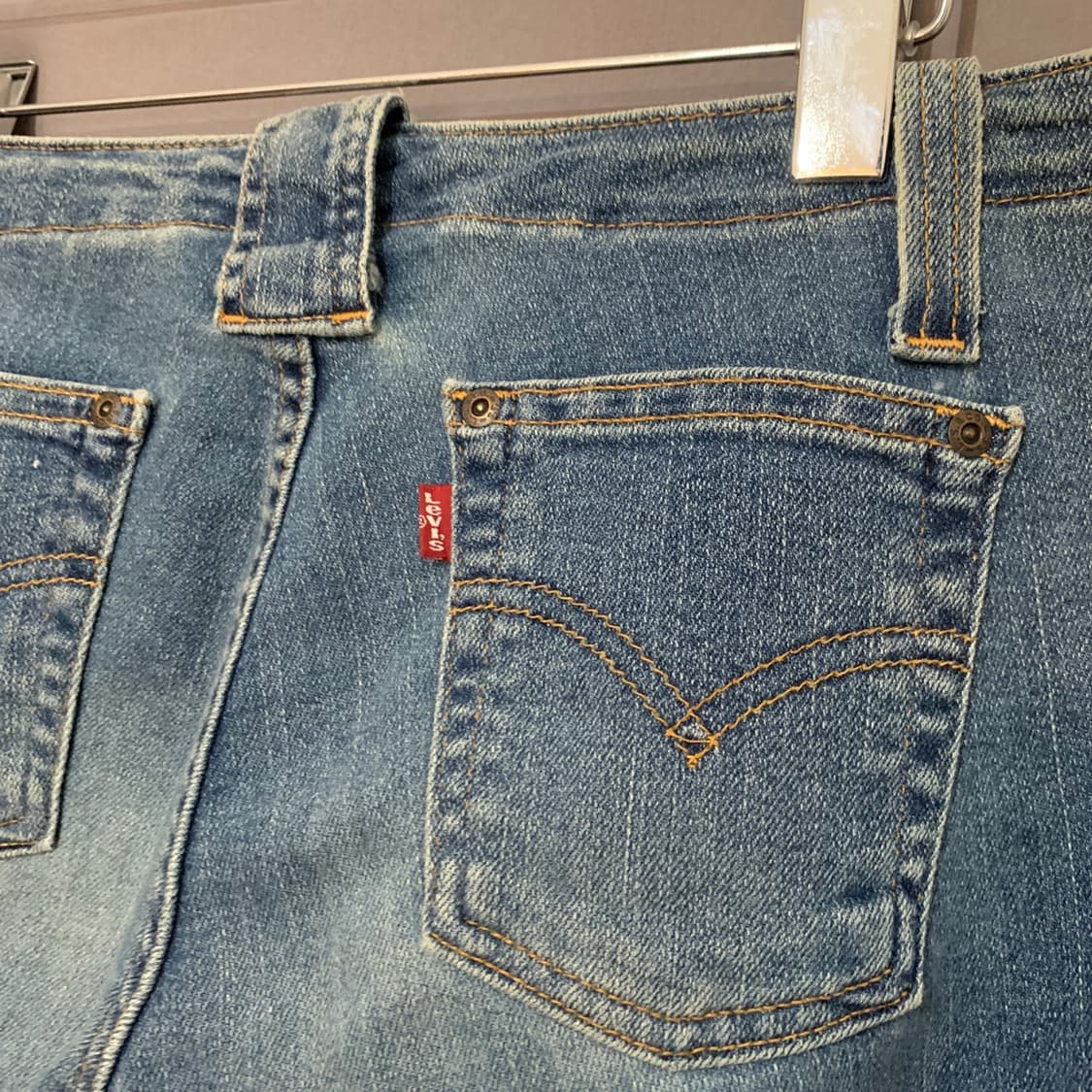 28인치 리바이스 520 로우라이즈 부츠컷 빈티지 스판 데님 청바지 상품이미지3