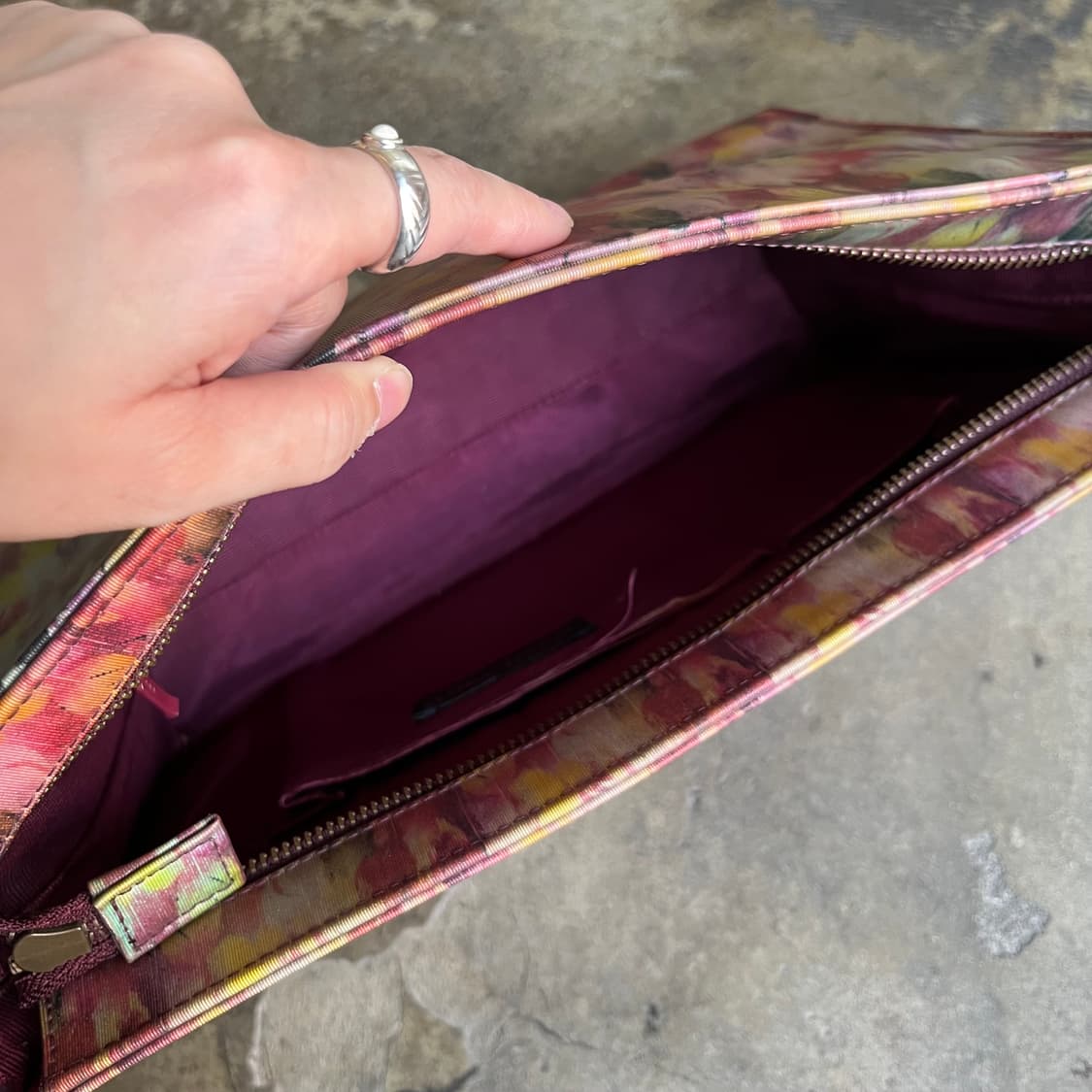 장폴고티에 페더 패턴 홀로그램 스퀘어 숄더 백 상품이미지8