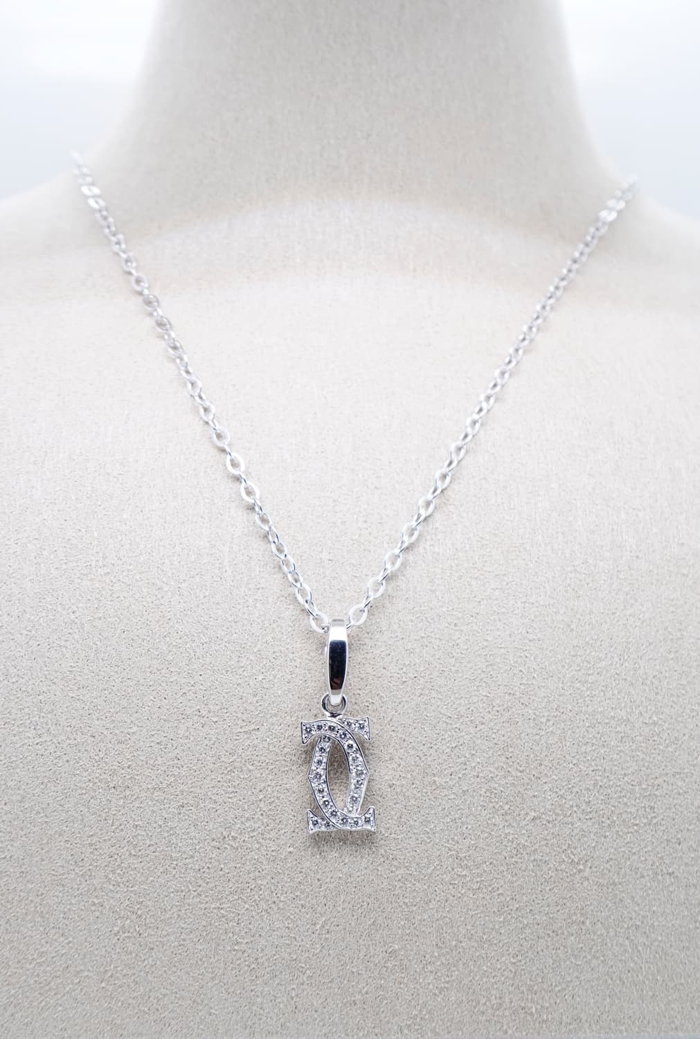 까르띠에 2C 파베 천연 다이아몬드 18K 화이트골드 목걸이 펜던트 상품이미지7