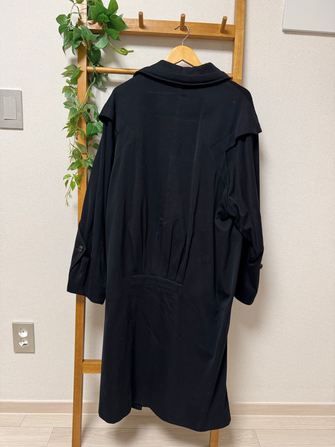 키코 코스타디노브 벤딕스 코트 블랙 46 상품이미지2