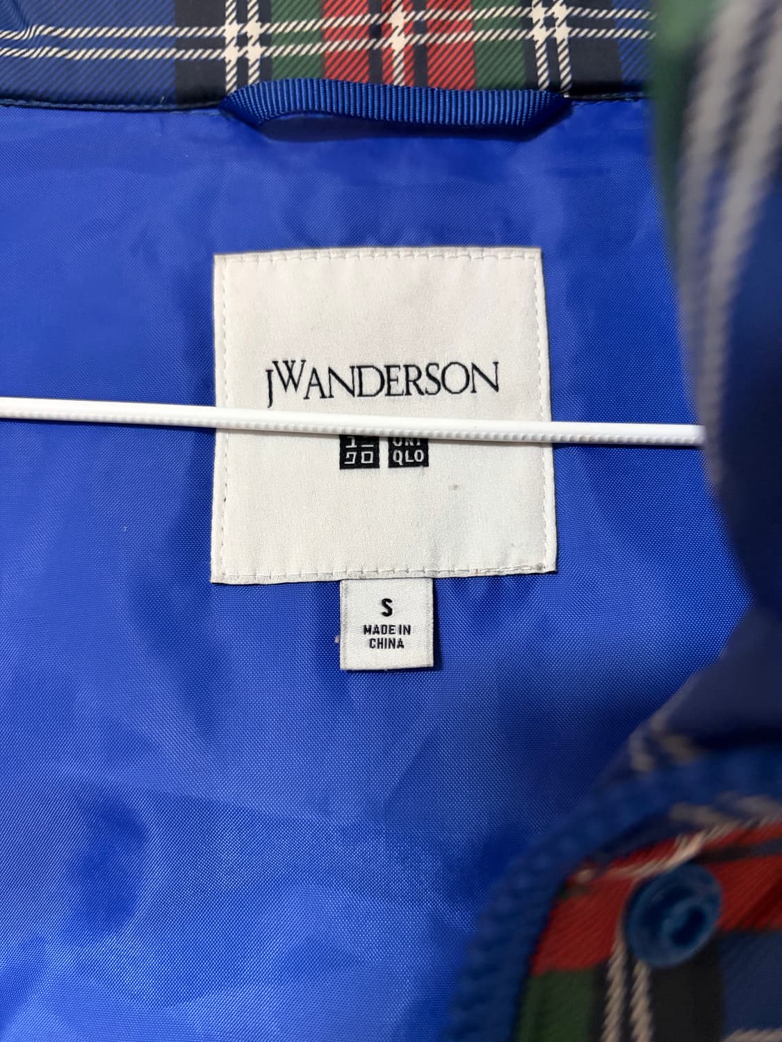 유니클로 jw앤더슨 패딩 상품이미지3