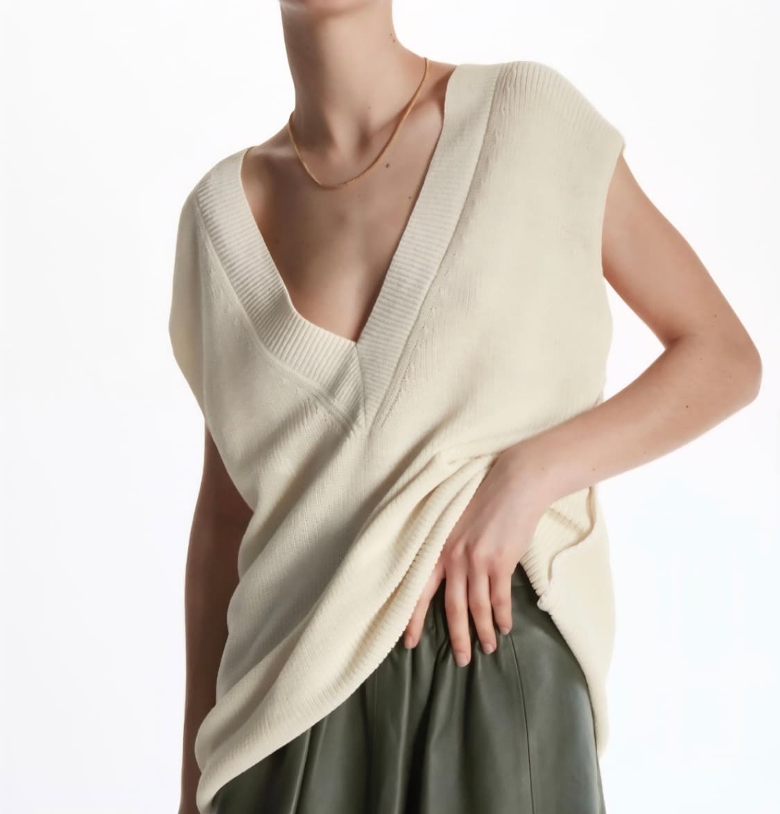 남녀공용COS 코스 여성 오버사이즈 니트 베스트 블랙 F 55-88 상품이미지4