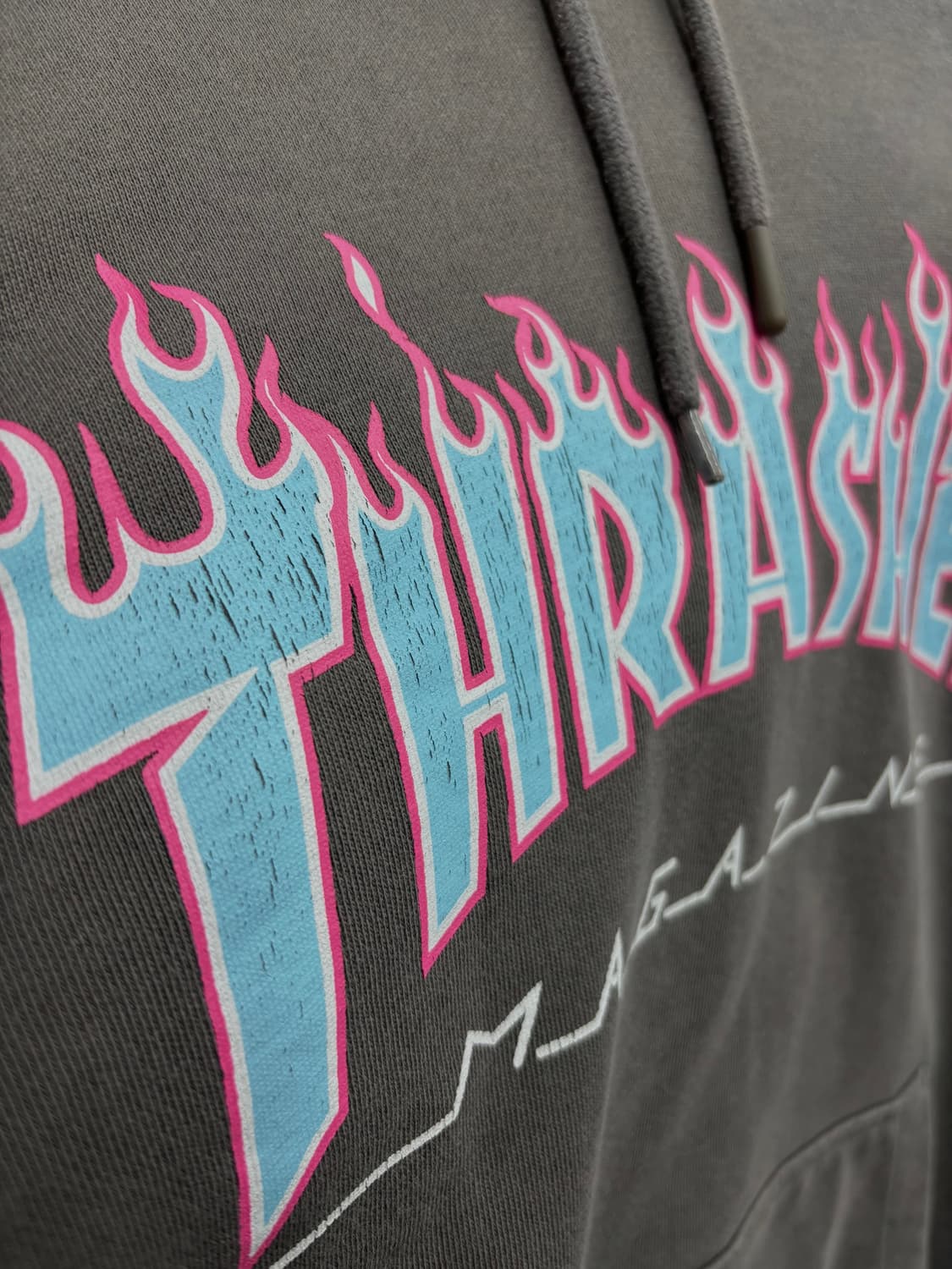 트레셔 플레임 로고 후드티 상품이미지6