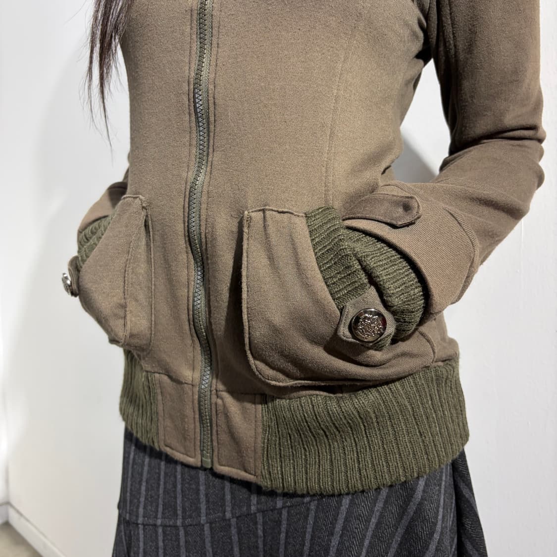 Livin alone  y2k 카키 니트 후드집업 상품이미지3