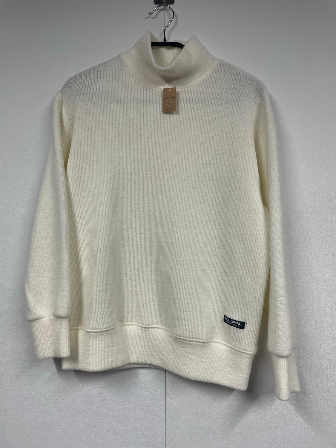 필루미네이트 골지 목폴라 니트 상품이미지1