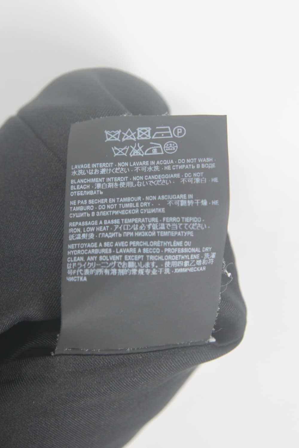 생로랑 18FW 투버튼 울 싱글 블레이저 상품이미지7