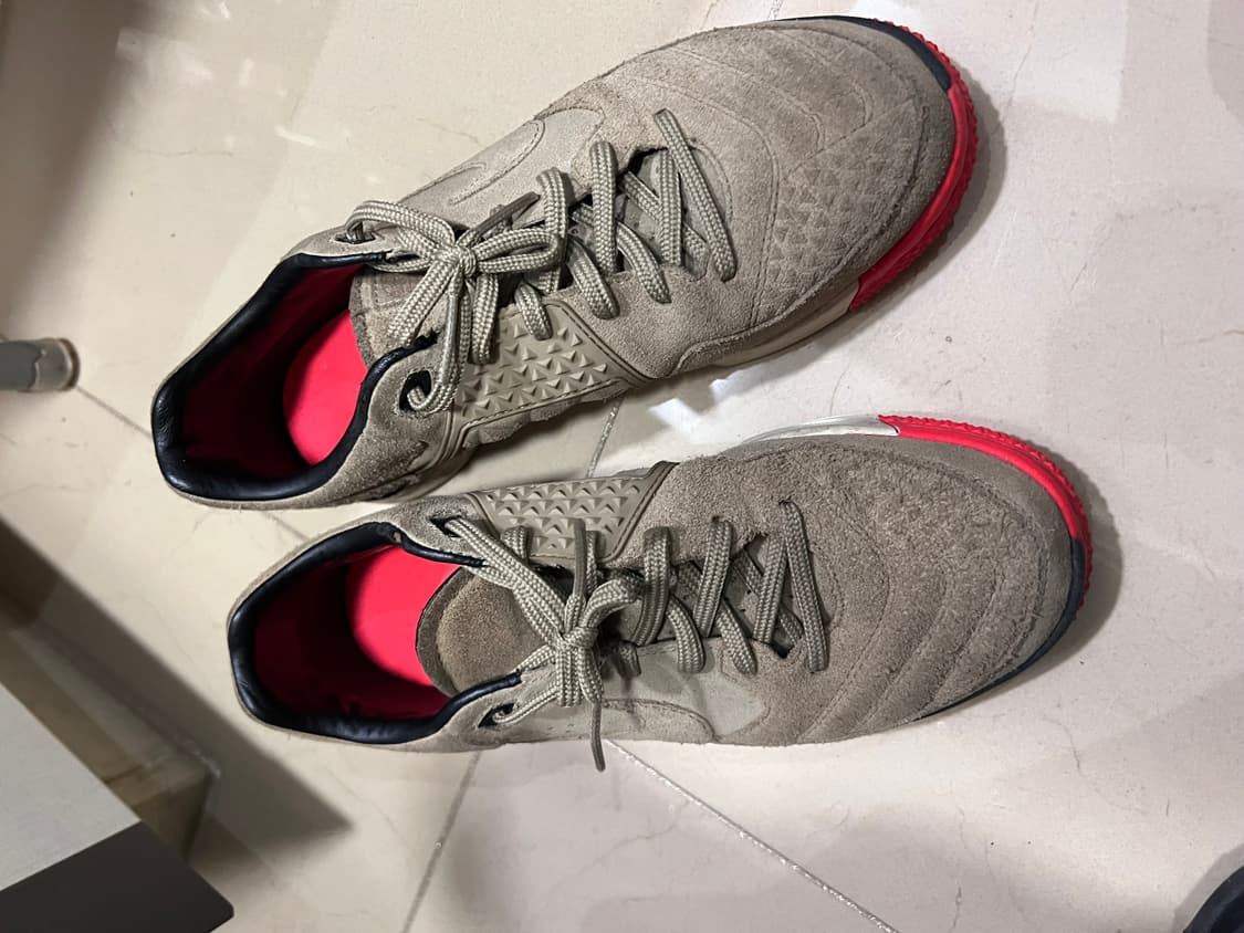 나이키 스니커즈 260 상품이미지1