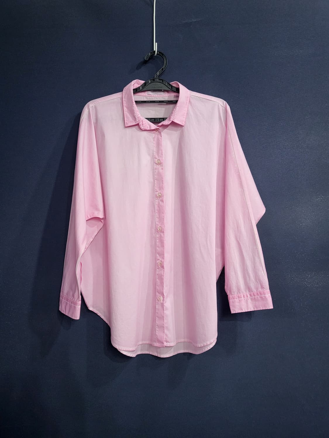 쁘렝땅 플루마낙 스프레이 페인팅 셔츠 상품이미지1