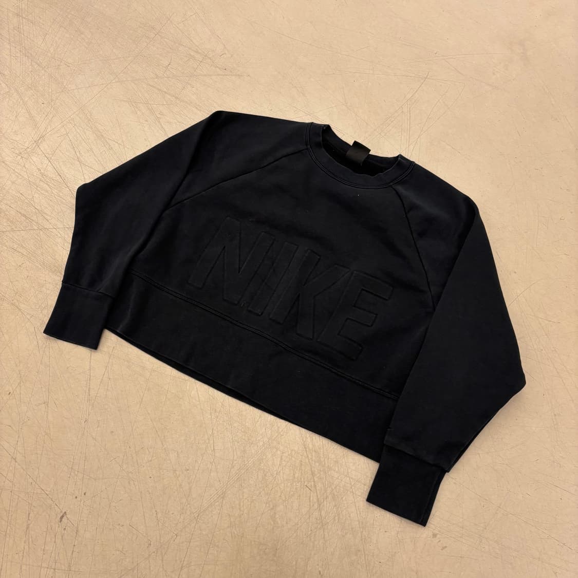나이키 크롭 빅로고 맨투맨 상품이미지1