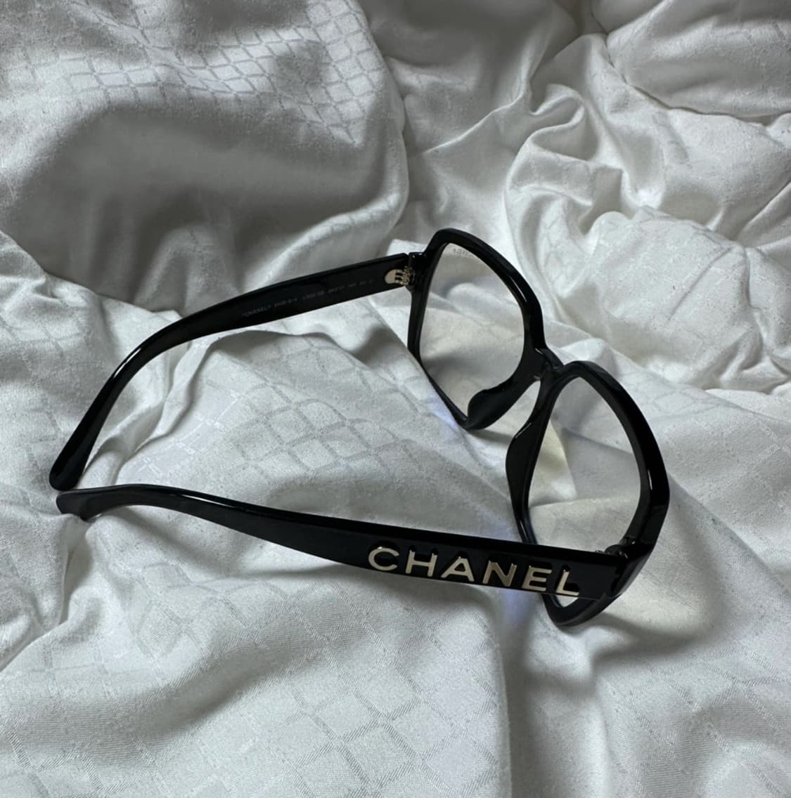 샤넬 스퀘어프레임 블루라이트차단 안경(새상품) 상품이미지3