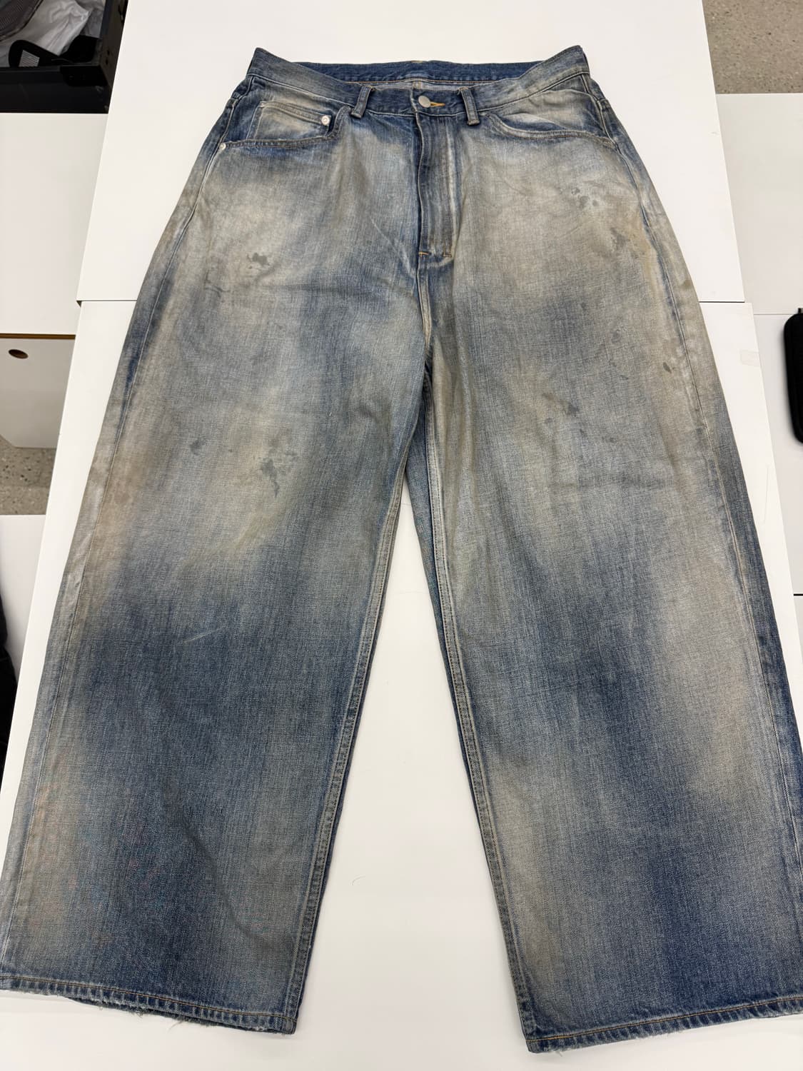 안셀름 aging wide denim pants 3사이즈 연청 상품이미지4