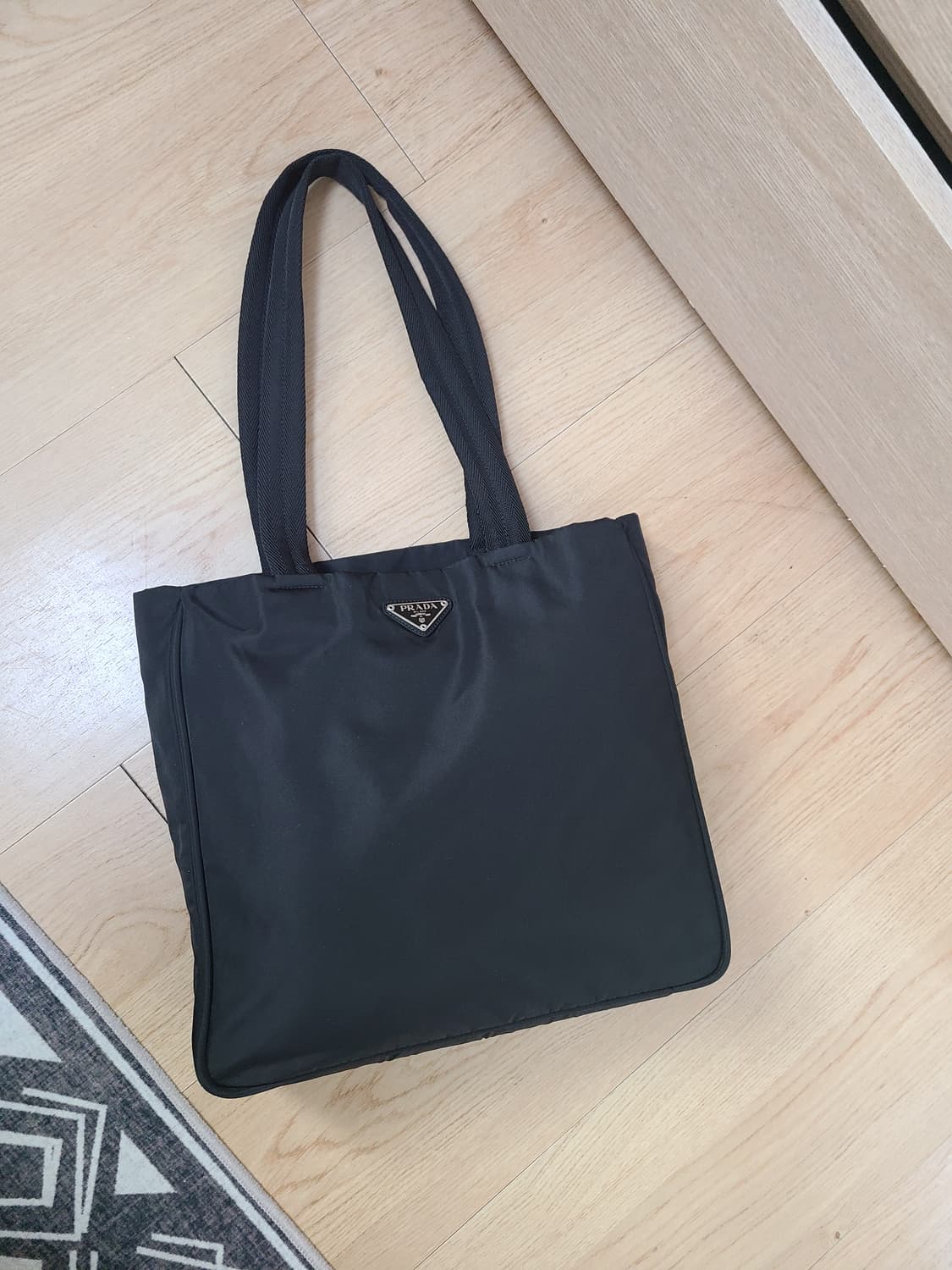 프라다 나일론 숄더백 ㅡ기본스타일 상품이미지1