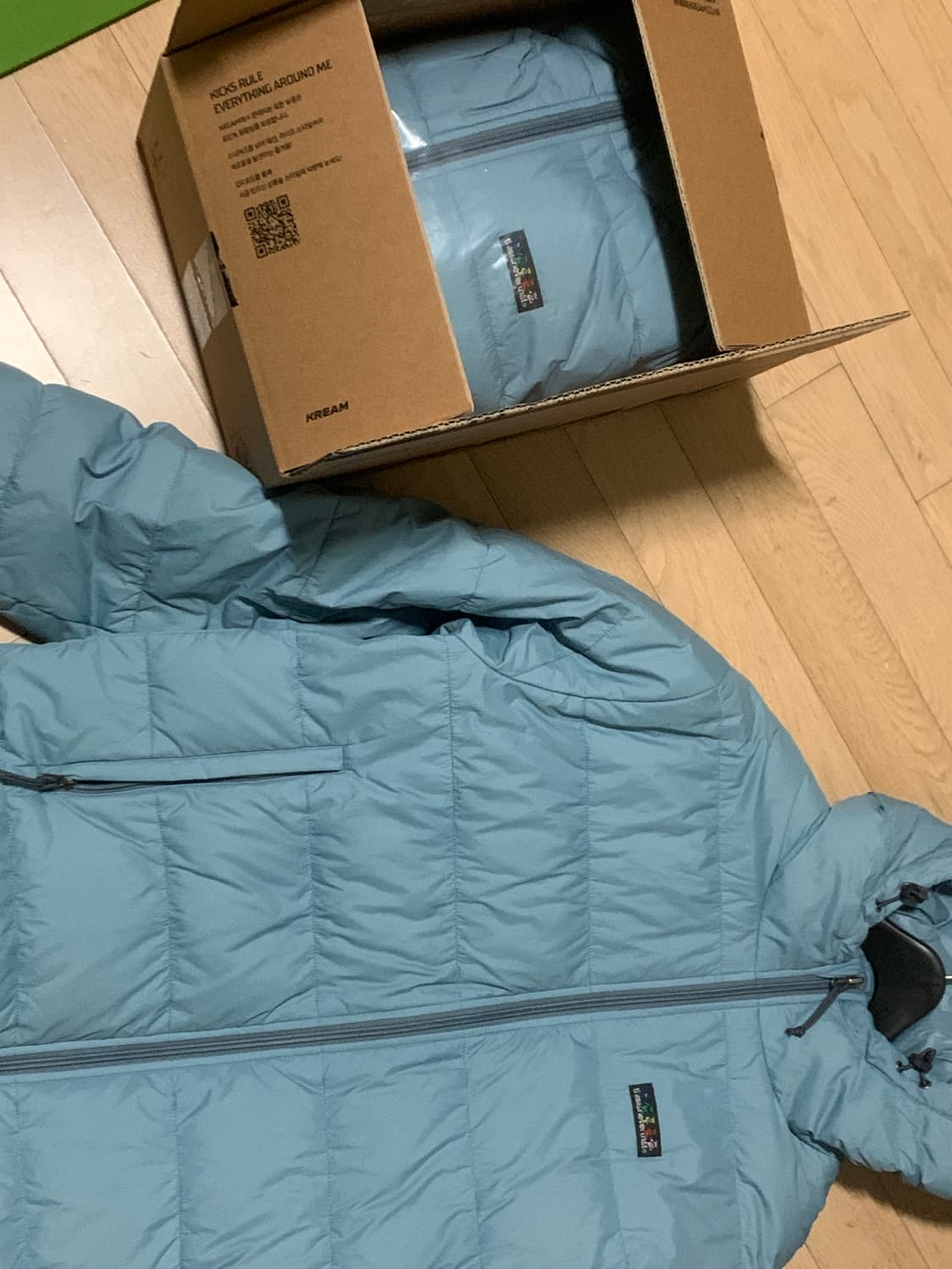 (새상품) 디스이즈네버댓 패딩 상품이미지3