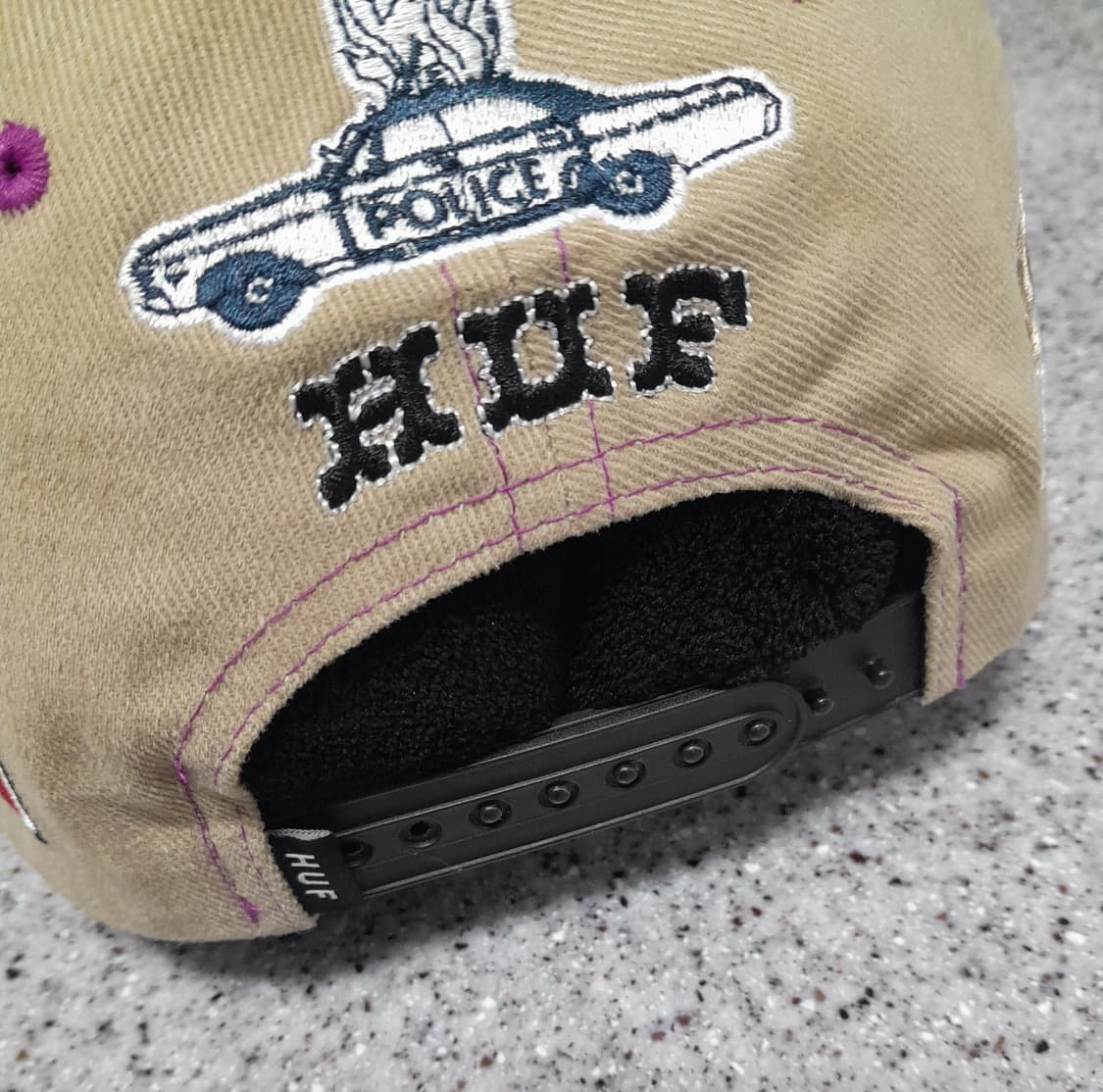 💥허프 자수와펜 패치 스냅백 (베이지)
 상품이미지5