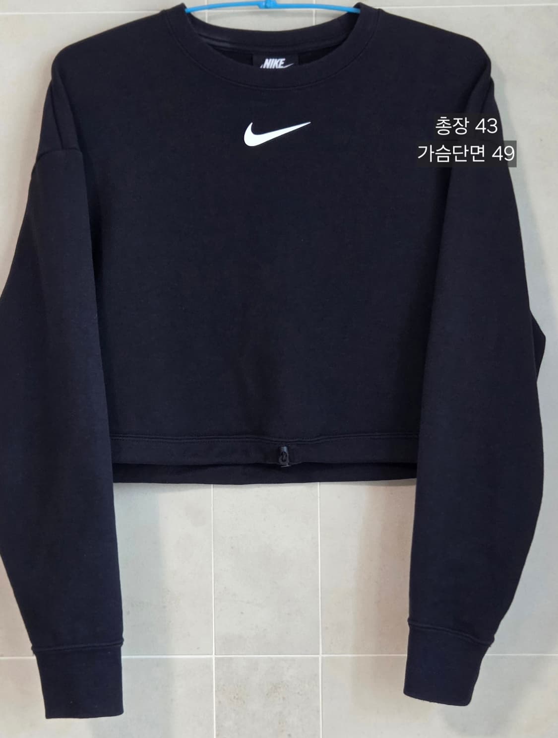 나이키 우먼 크롭 푸츄라 맨투맨 S사이즈 80
155/80A
택포 상품이미지3