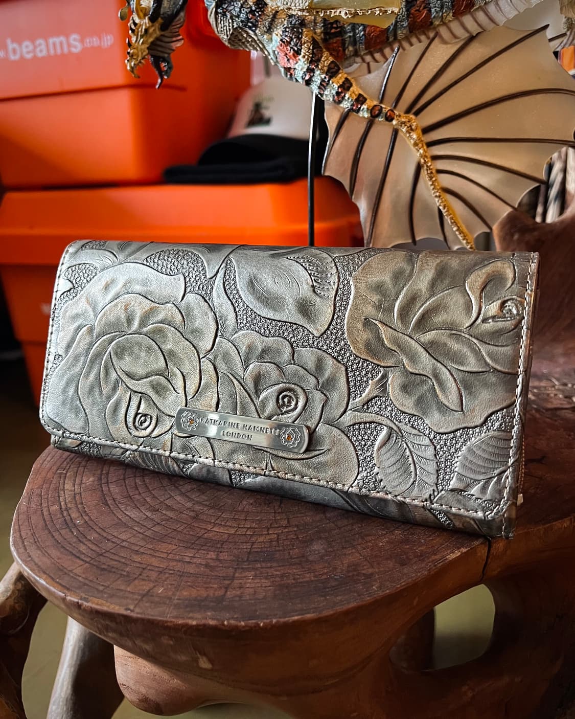 KATHARINE HAMNETT Metallic Rose Wallet  상품이미지4