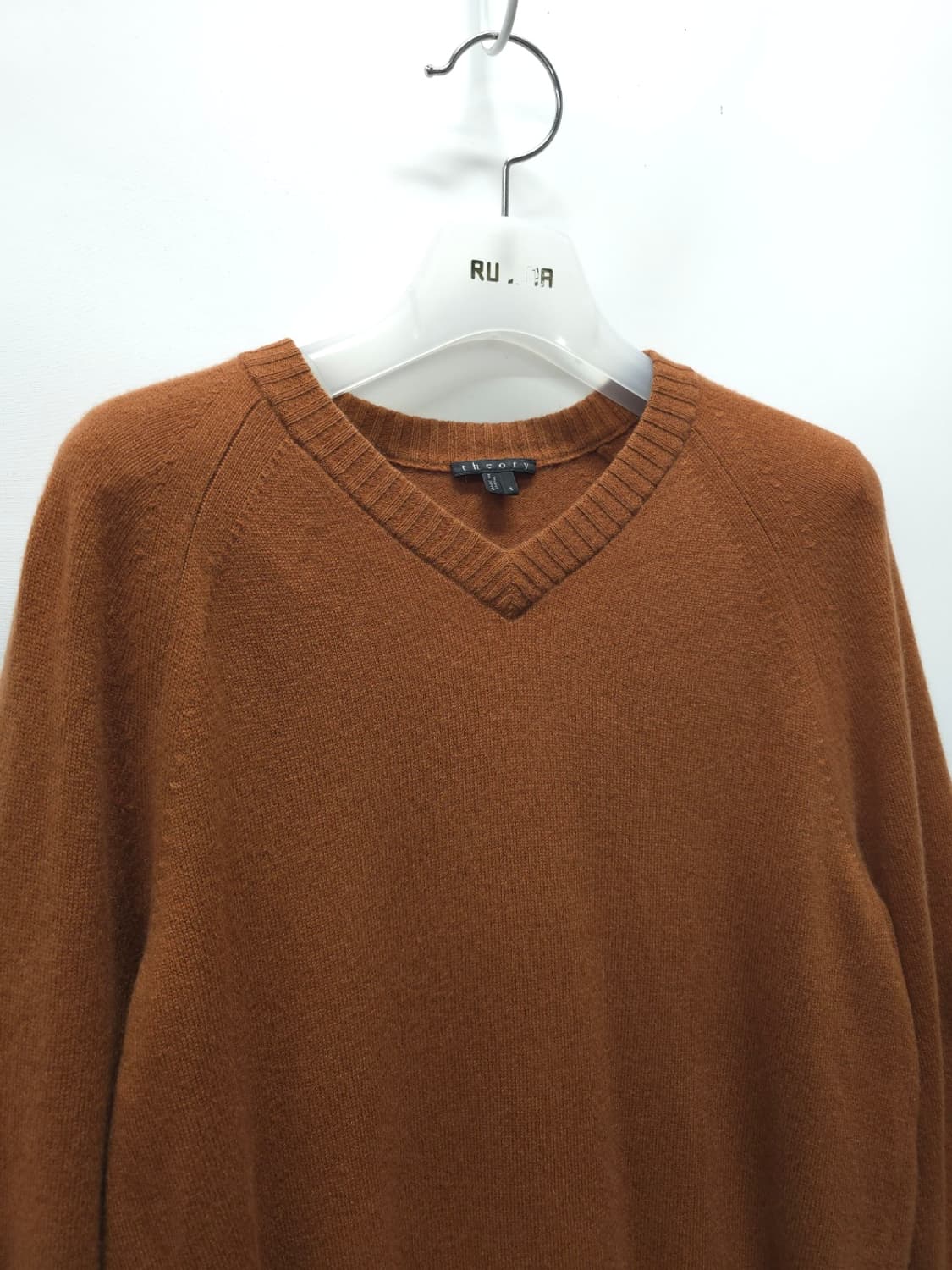 띠어리 여성 100% 캐시미어 브이넥 니트 (S) 상품이미지5