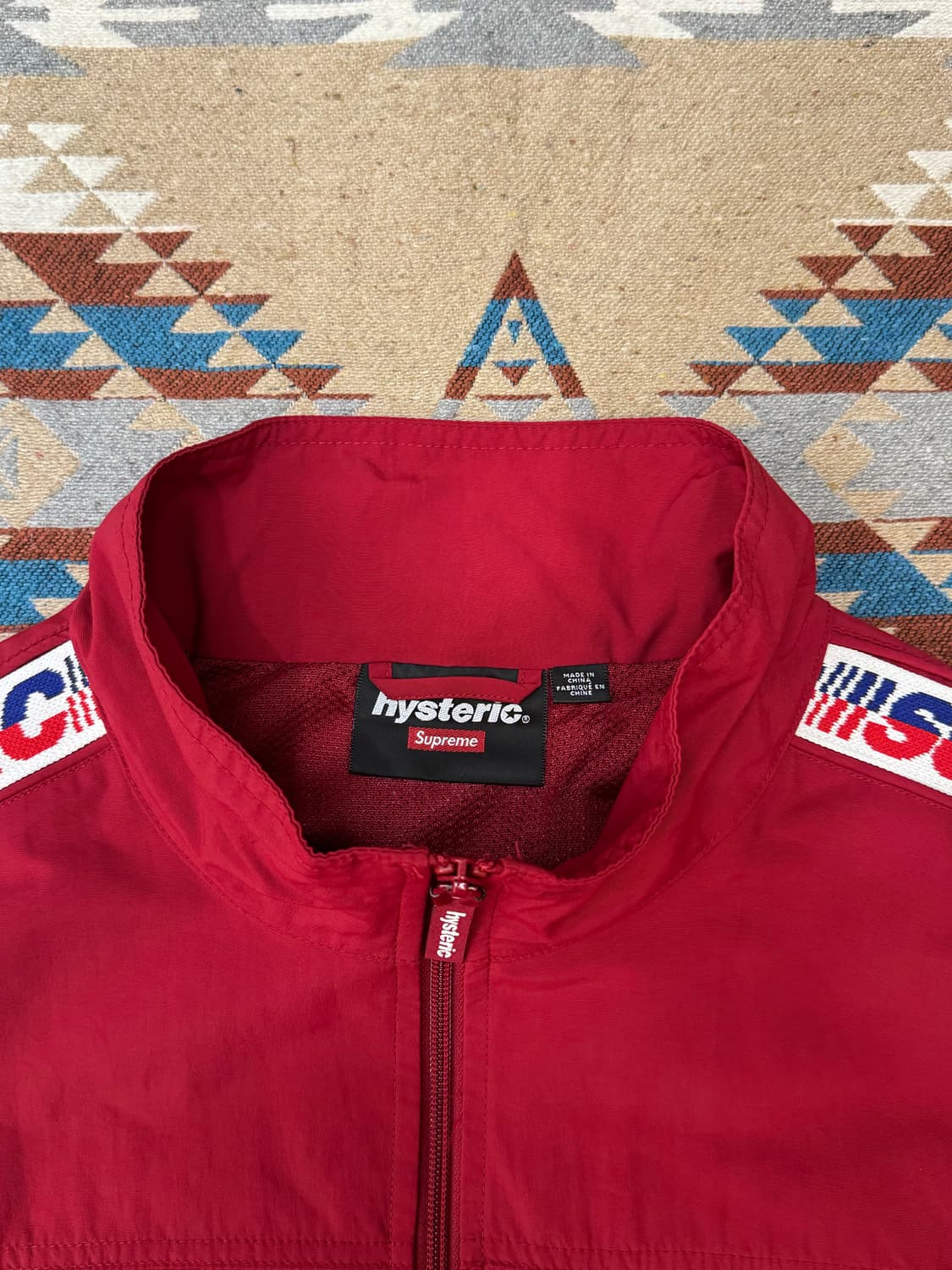 [L] 슈프림 x 히스테릭 글래머 트랙 자켓 레드 - 24FW 상품이미지2