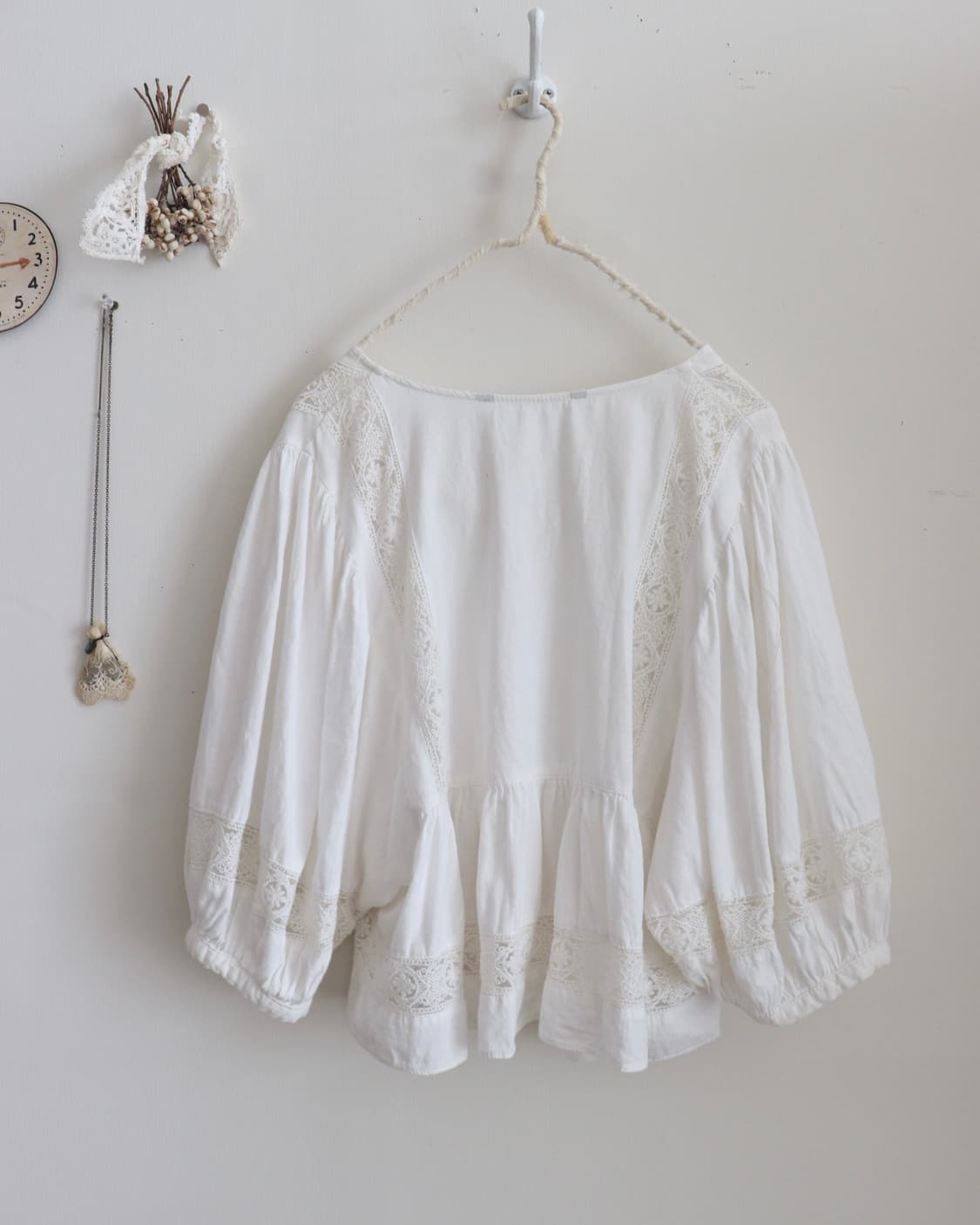 Vintage Lace Puff Cotton Blouse 상품이미지10