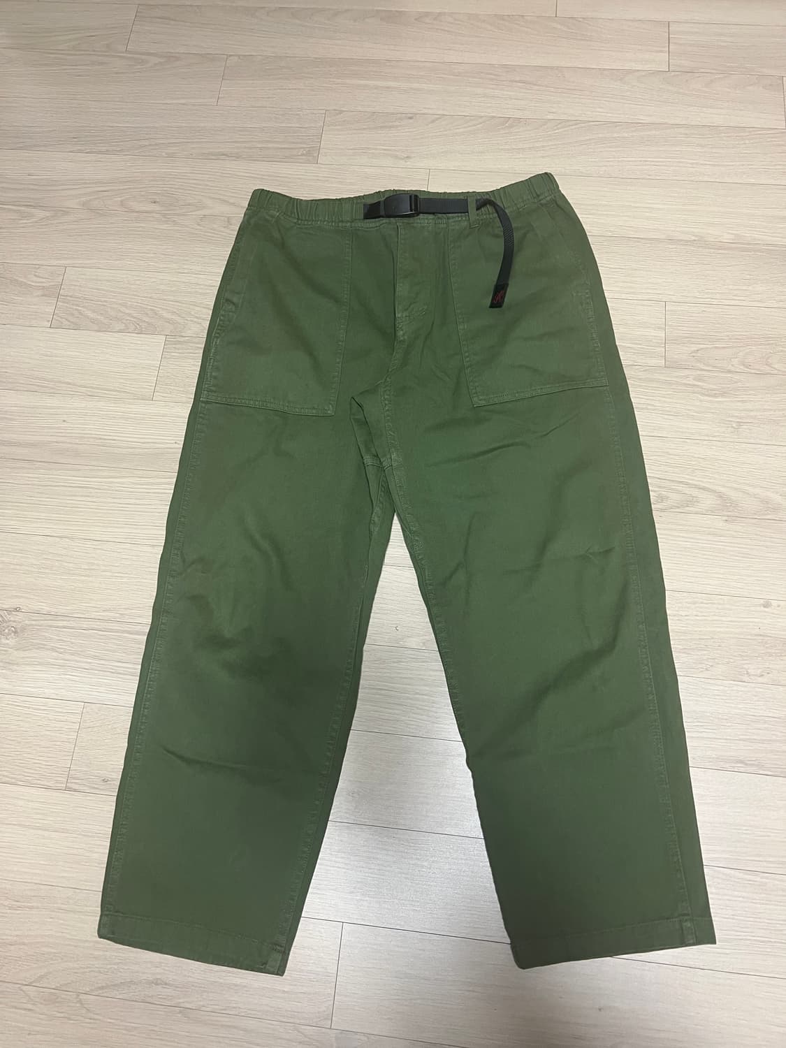 [32] 그라미치 루즈테이퍼드 팬츠 올리브 상품이미지1