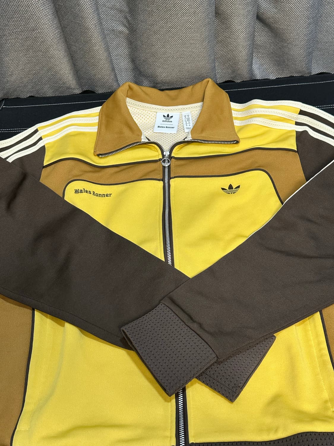 아디다스 웨일즈보너 트랙탑 자켓 M 상품이미지3