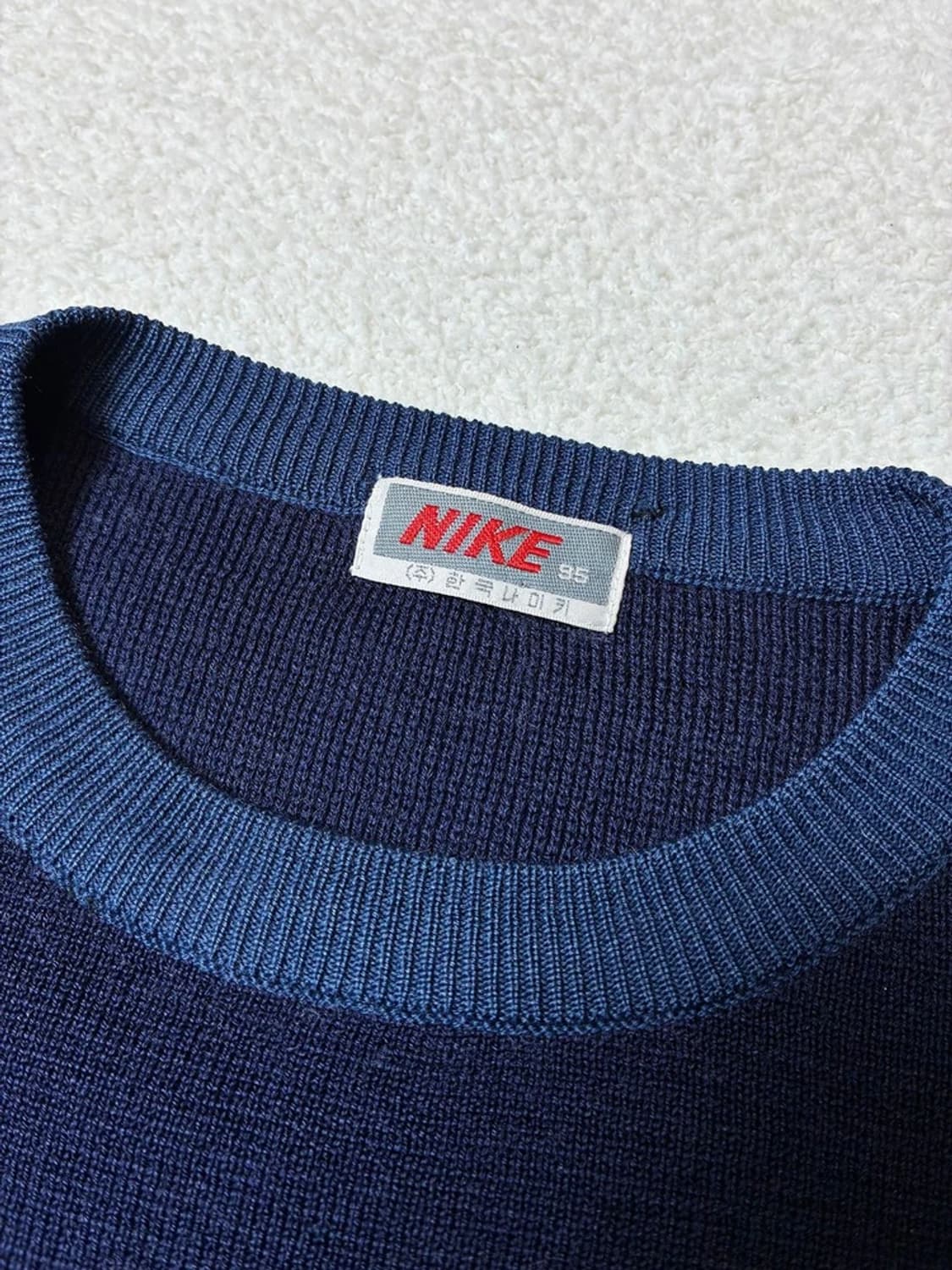 나이키 80's 올드스쿨 크롭 배색 니트 PN6453 상품이미지3