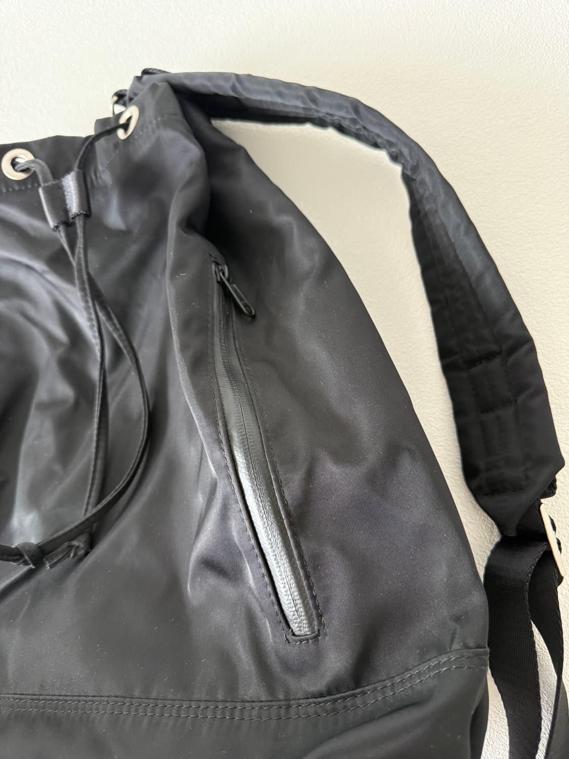 하아카이브(HAH ACHIVE) 버킷 슬링백 상품이미지3