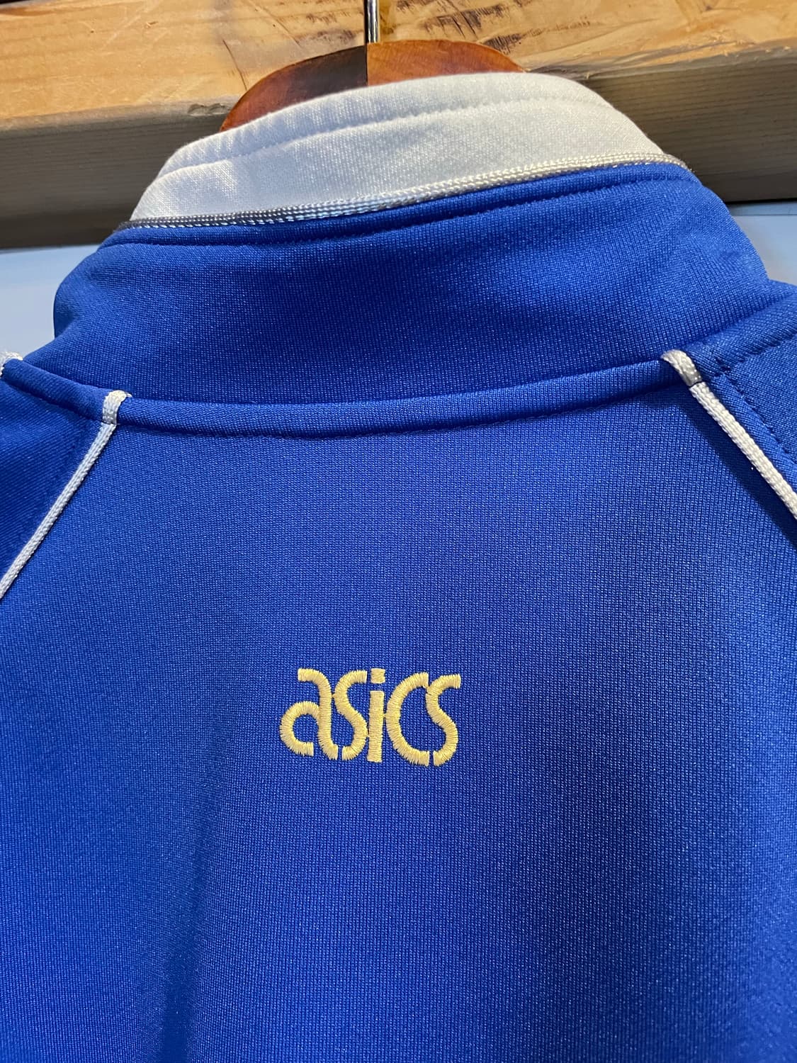 아식스 반집업 져지 상품이미지5