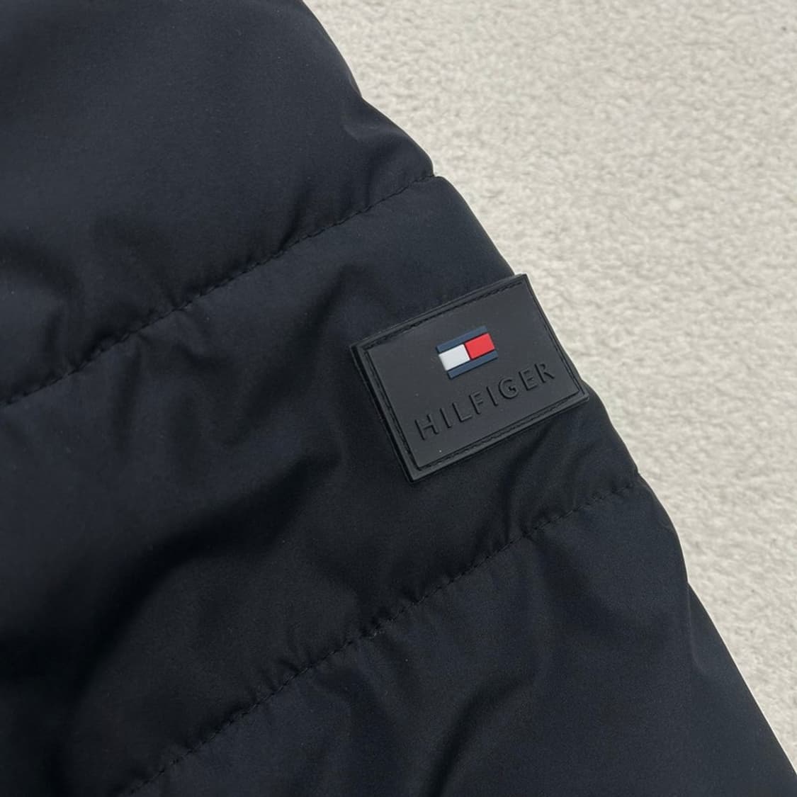 타미힐피거 셰르파 안감 후드 퀄팅 푸퍼 재킷 S 상품이미지6