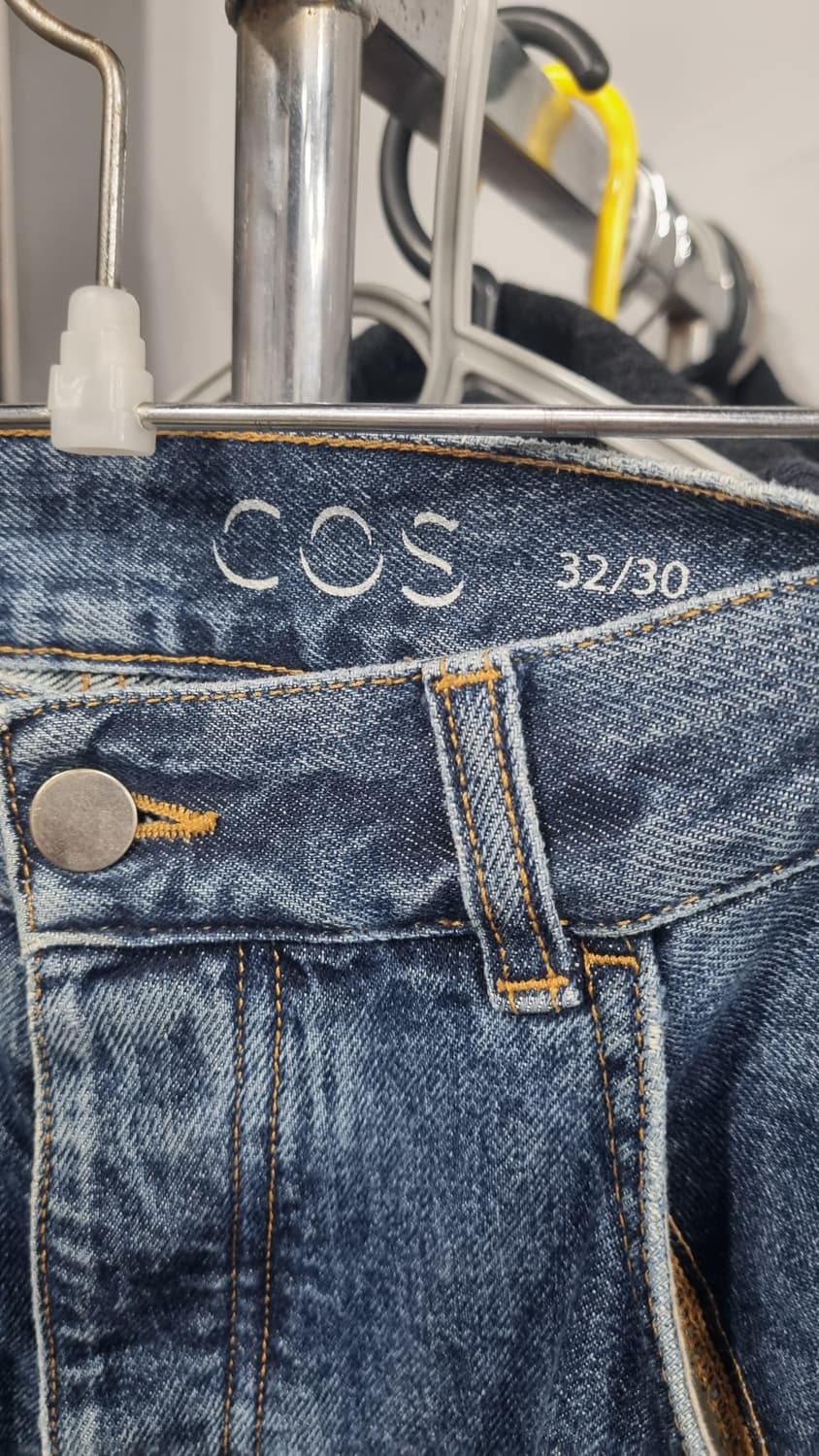 COS(코스) 데님 레귤러 미드 라이즈 테이퍼드레그진 34 상품이미지2