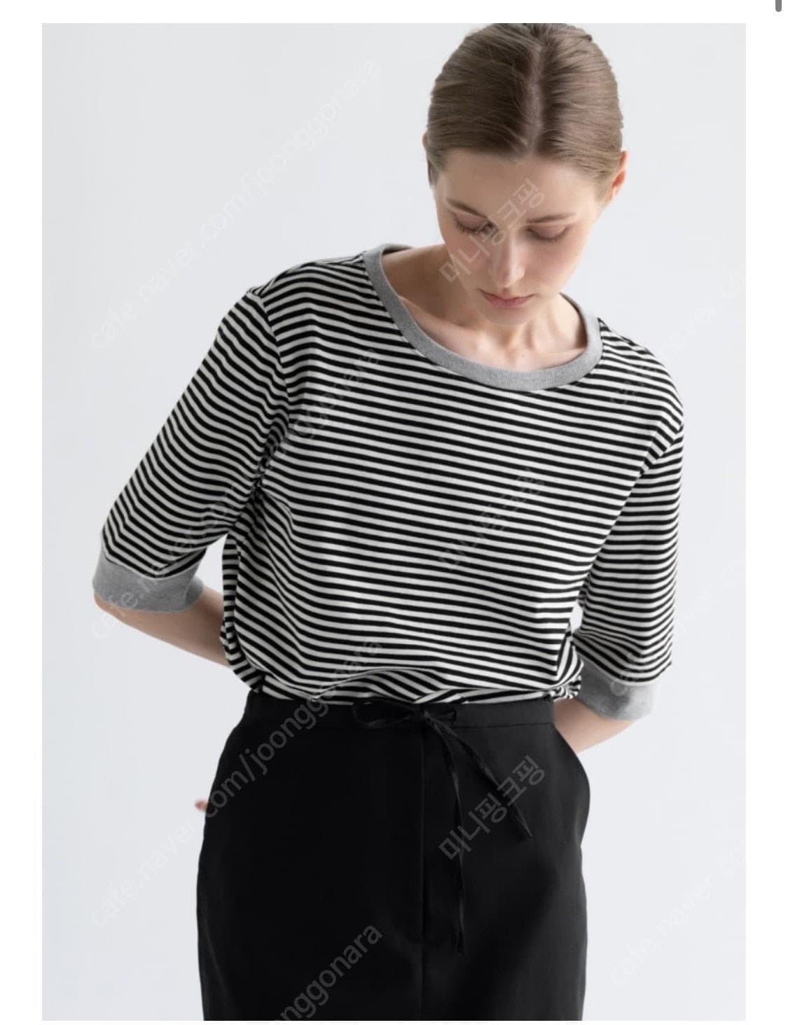 문달 스트라이프 티 블랙 상품이미지4