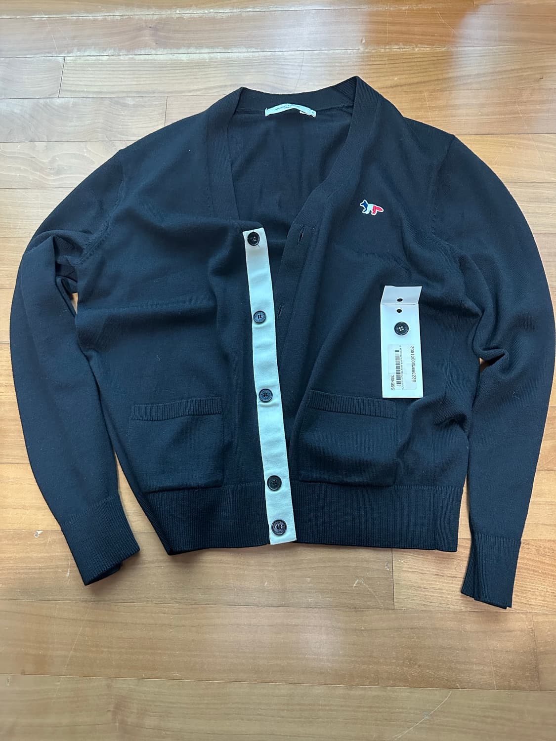 메종키츠네 가디건 상품이미지1