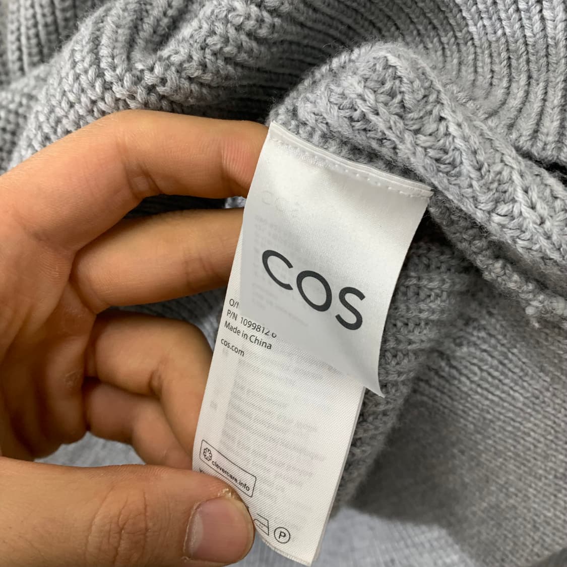 코스 반집업 니트 상품이미지4