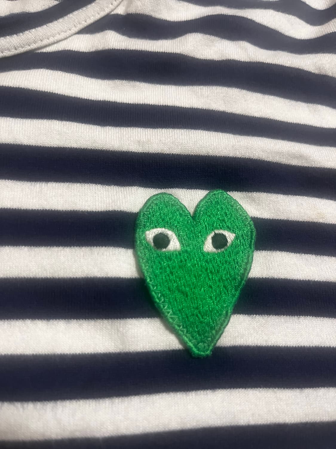 플레이 꼼데가르송 빅 그린 하트 스트라이프 롱슬리브(s) 상품이미지3