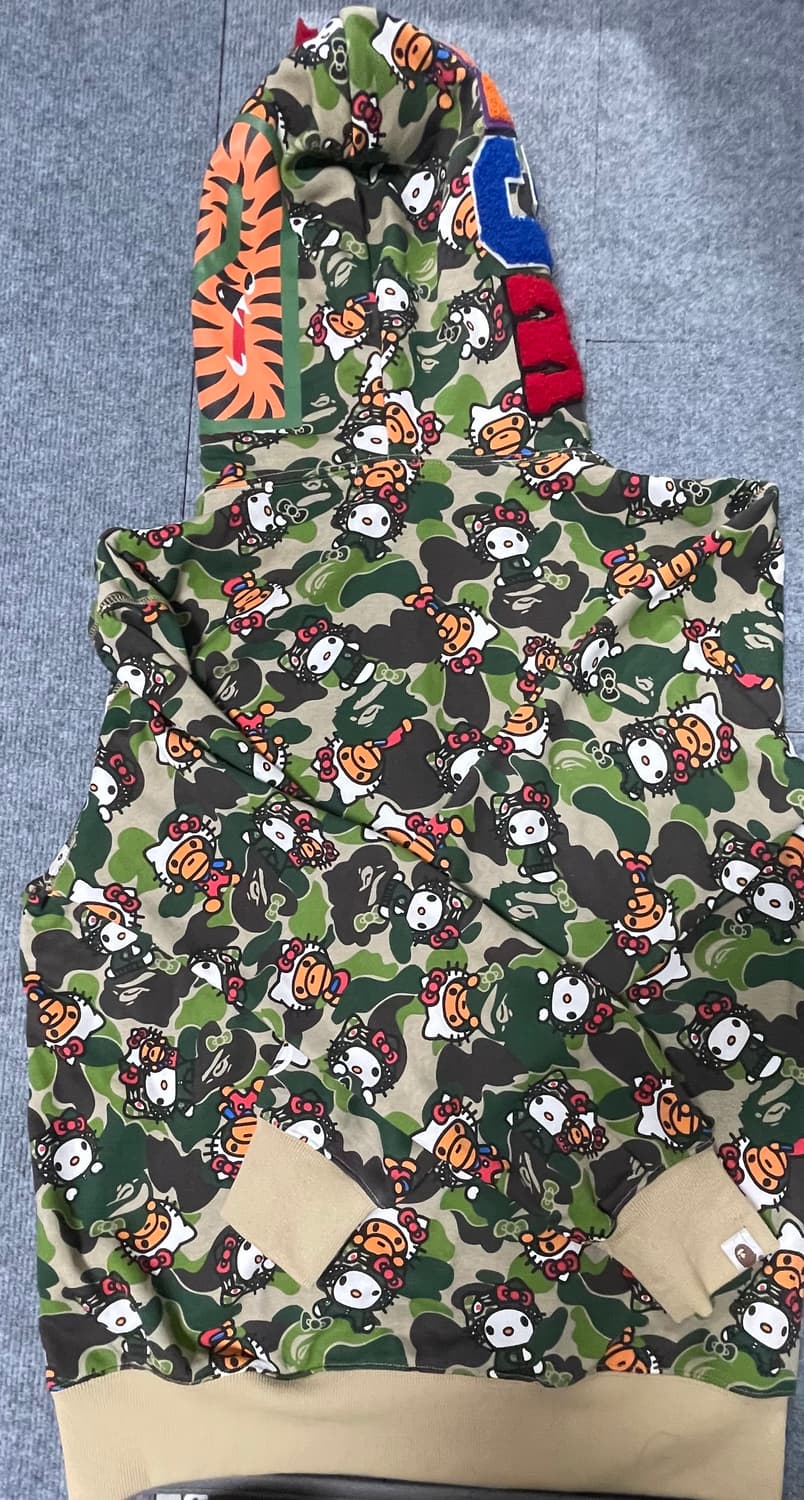 베이프 헬로키티 후드집업 2XL 상품이미지2