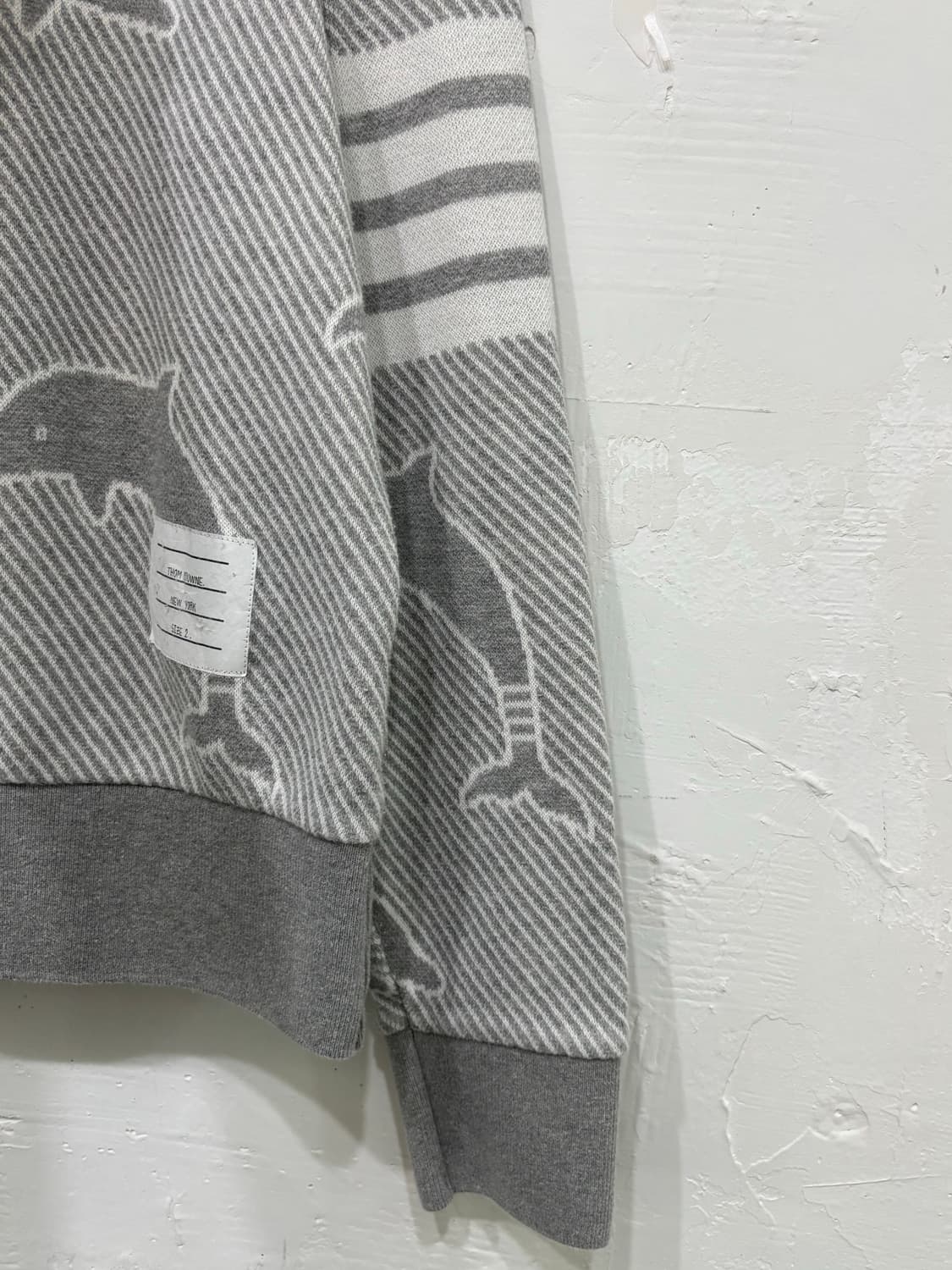 Thom Browne 톰브라운 그레이 돌핀 맨투맨 상품이미지5