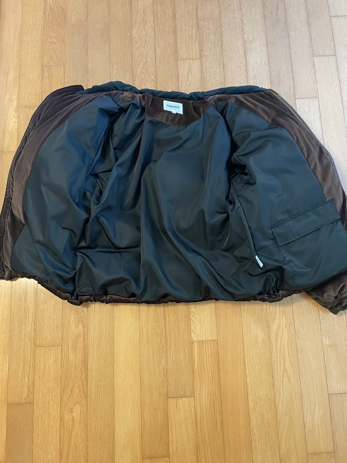 틸레이트 벨벳 다운 패딩 브라운 m사이즈 상품이미지5