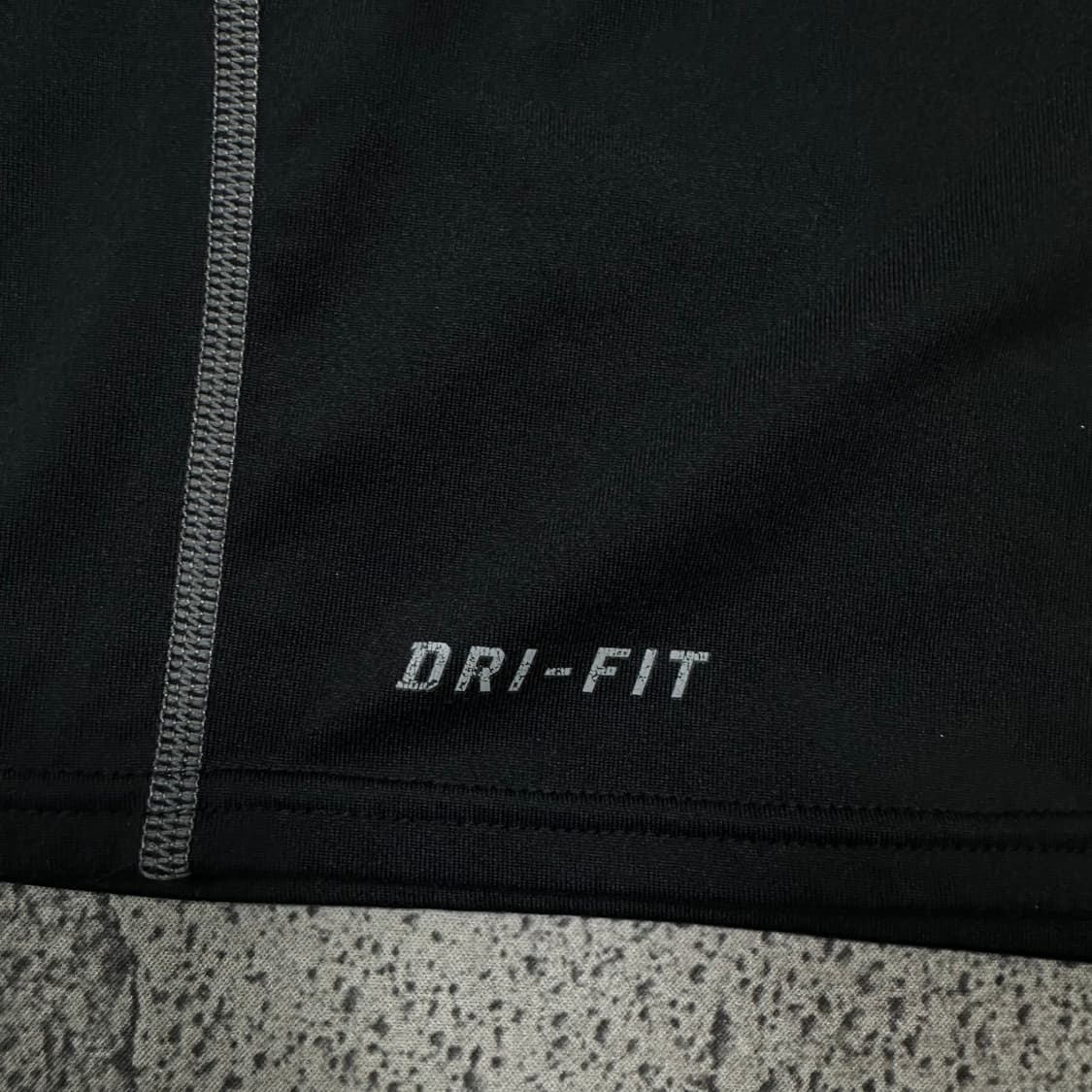 ✨ (만원 빈티지) 나이키 드라이핏 프로컴뱃 블랙 롱슬리브 상품이미지7