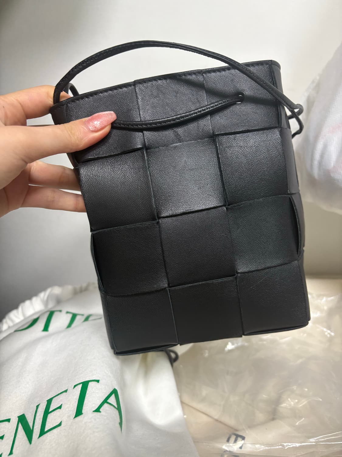 보테가베네타 버킷백 스몰 블랙 상품이미지4