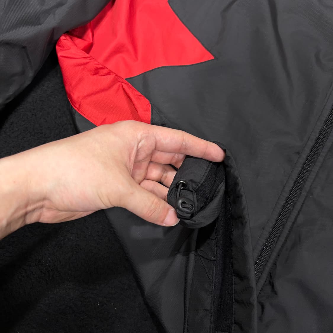 105 아디다스 블랙 스타 바람막이 자켓 상품이미지3