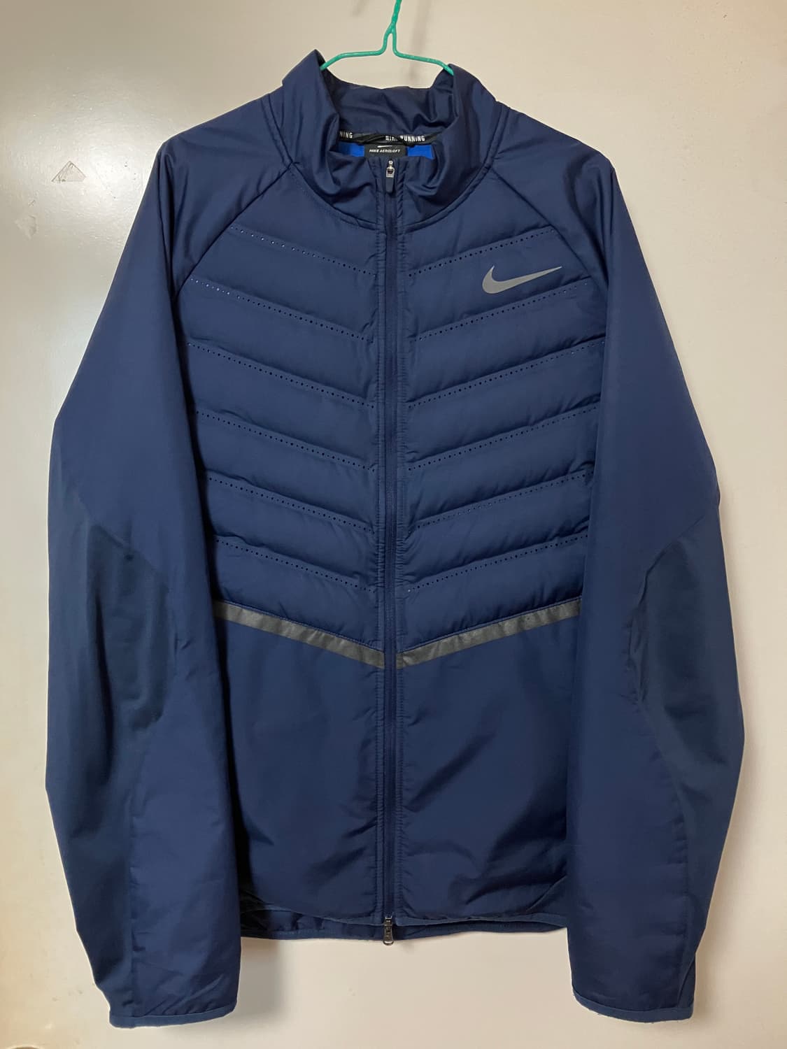 나이키 에어로로프트 자켓 L 상품이미지1