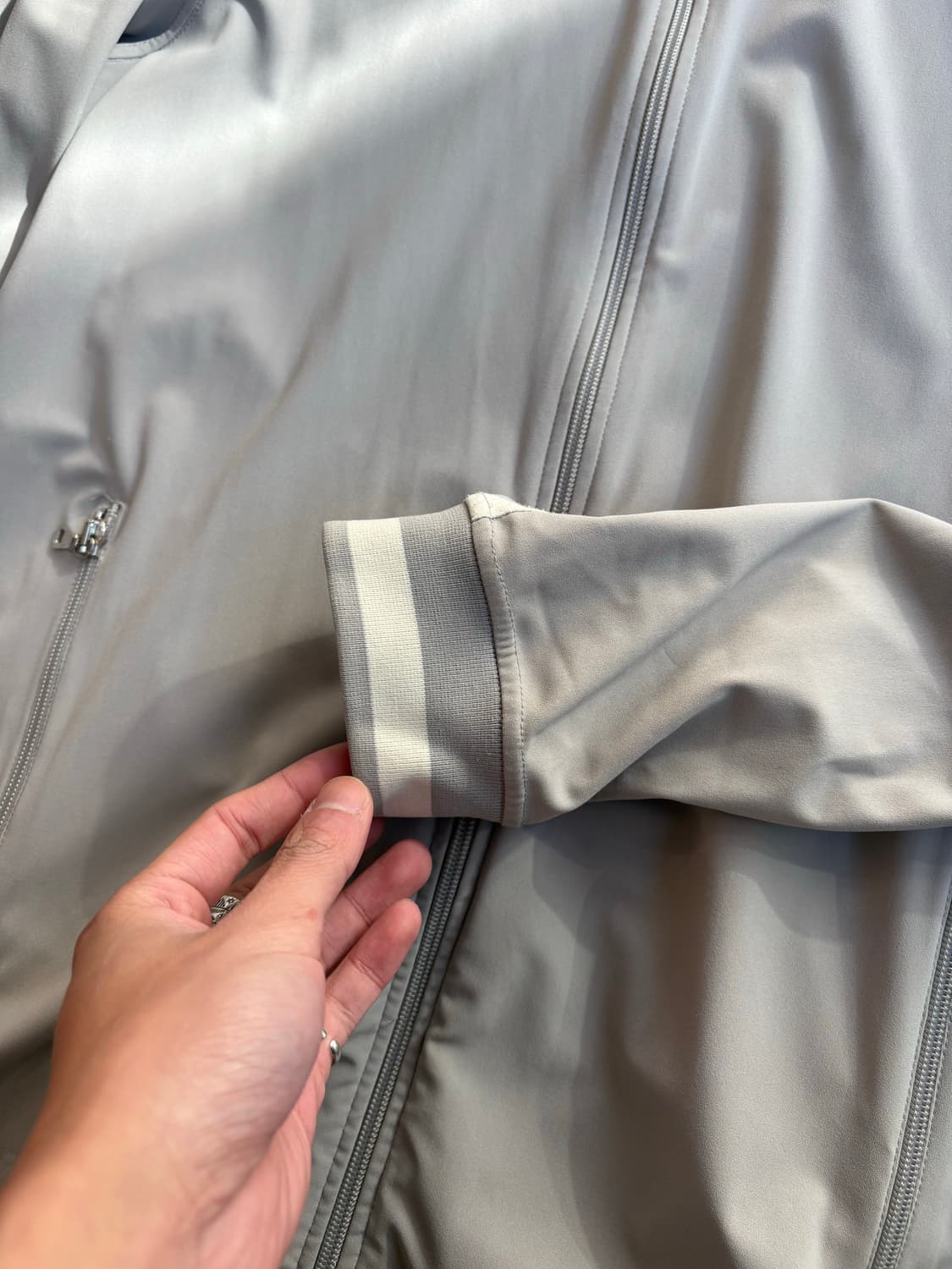 90~00s Prada Sport 나일론 집업 상품이미지5