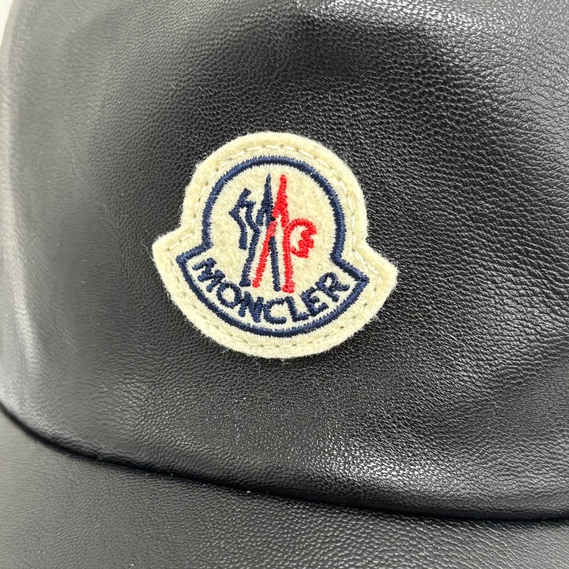 [OS]몽클레어 레더 볼캡 상품이미지2