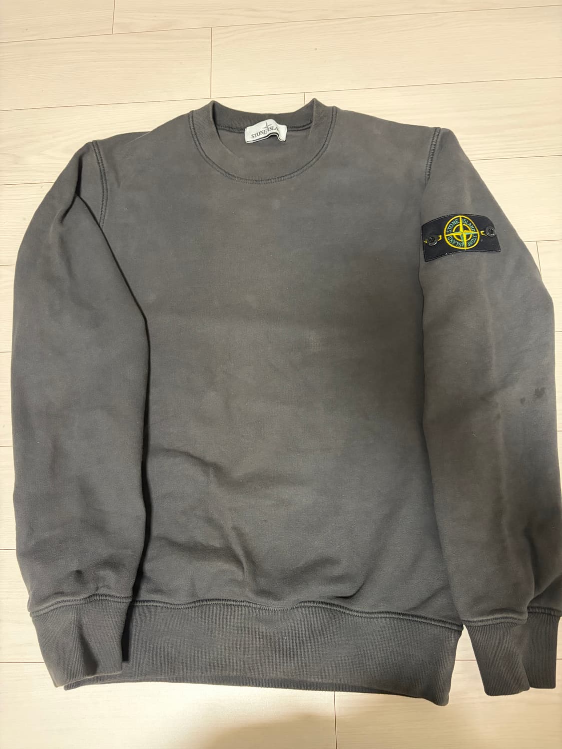 스톤 아일랜드 맨투맨 정품 m 사이즈 상품이미지1