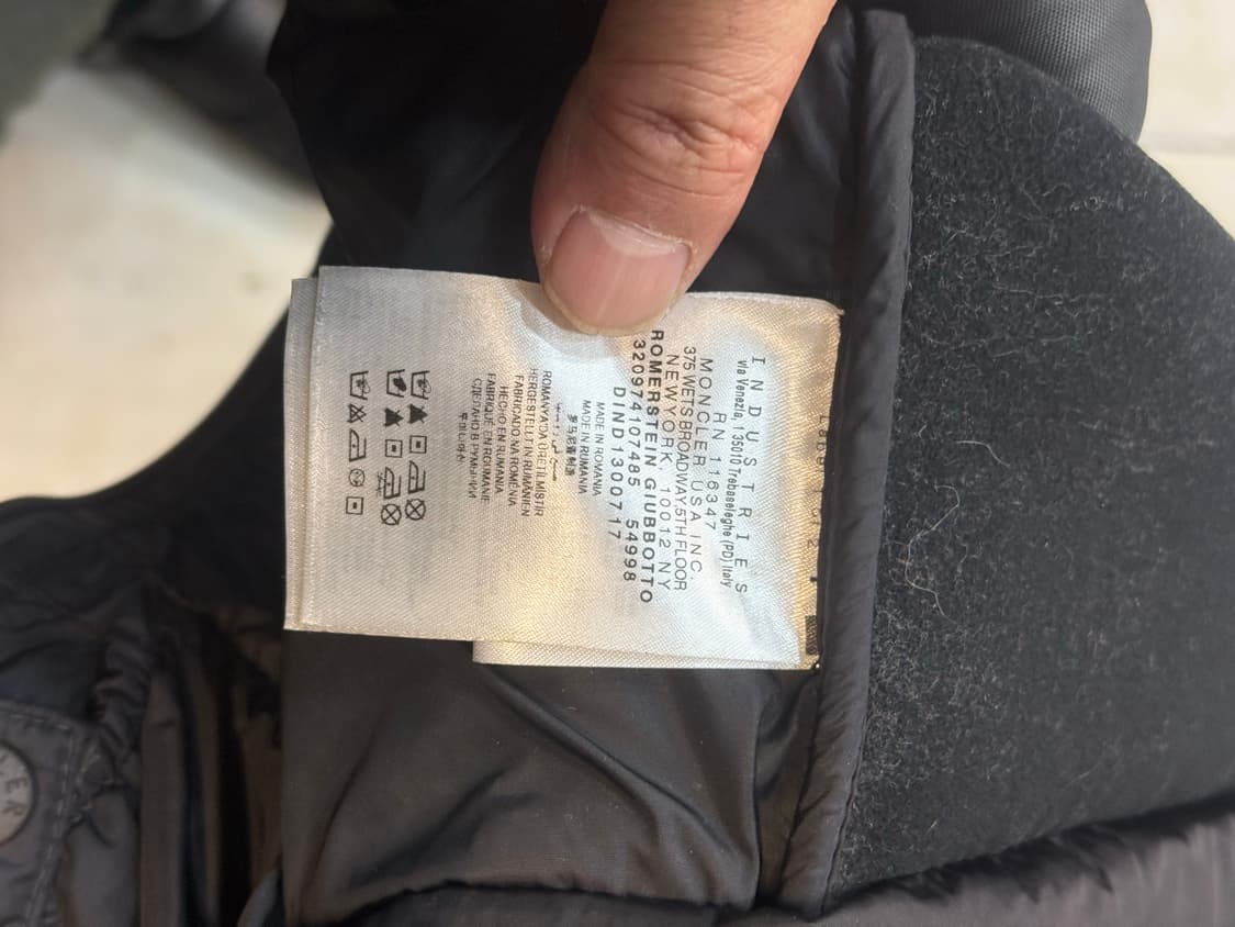 4/105-110 정품 몽클레어 그렉노블 노먼 슈타인 재킷 팝니다 상품이미지6