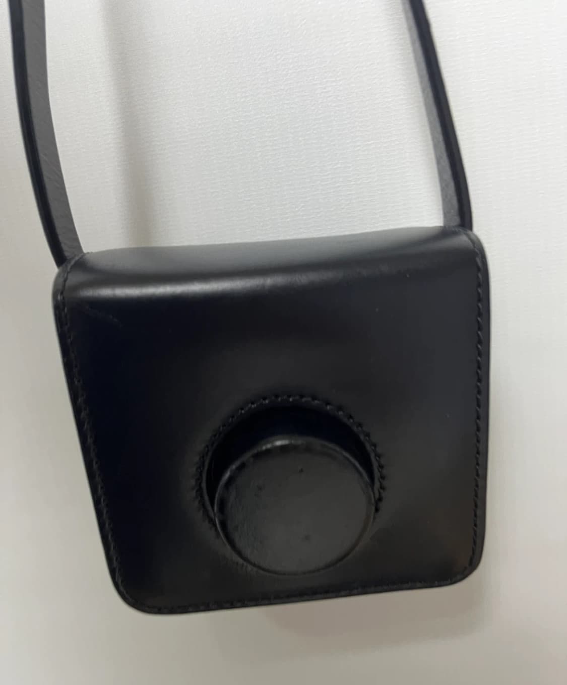 르메르 카메라백 미니 상품이미지2