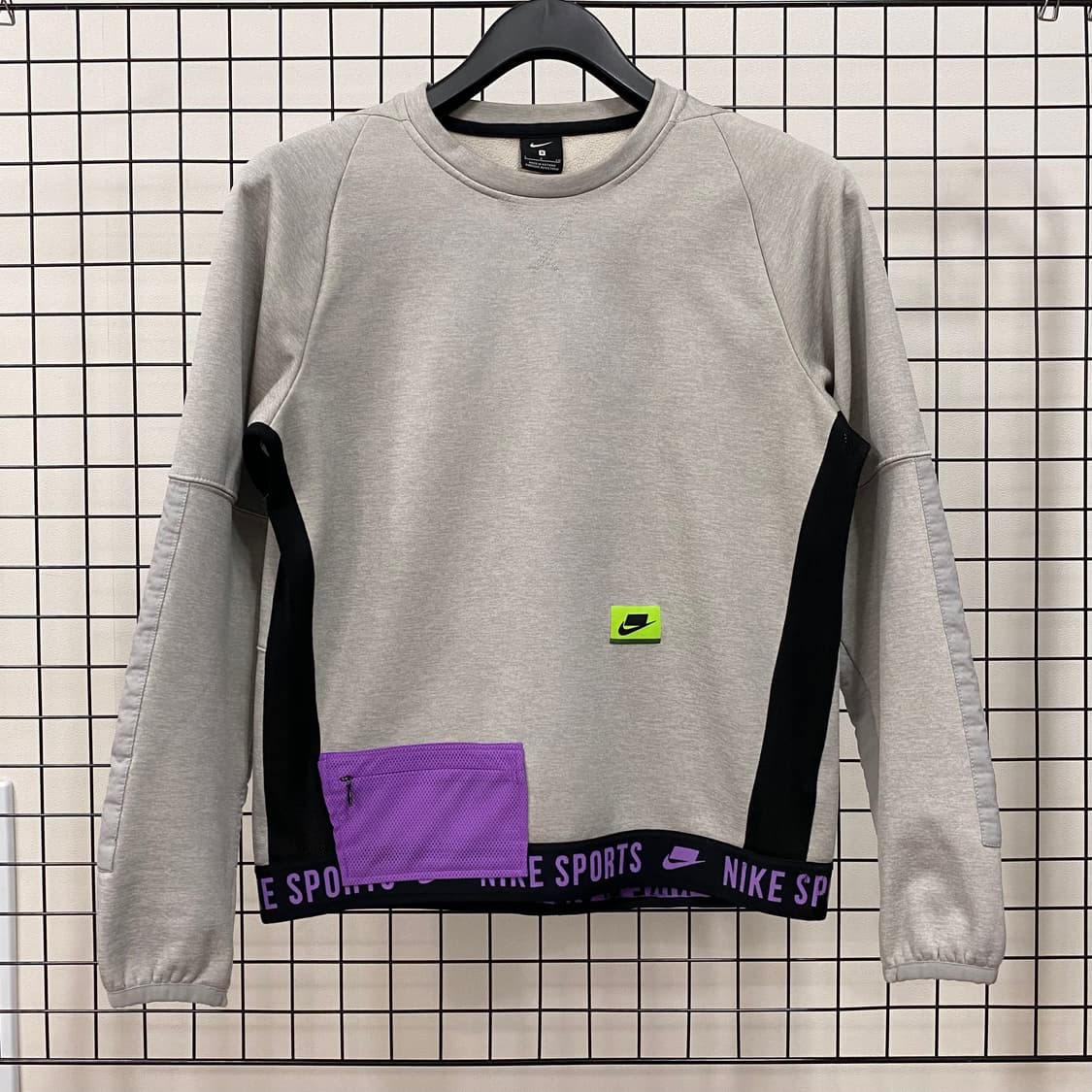 나이키 NSW 써마 크루 탑 상품이미지1