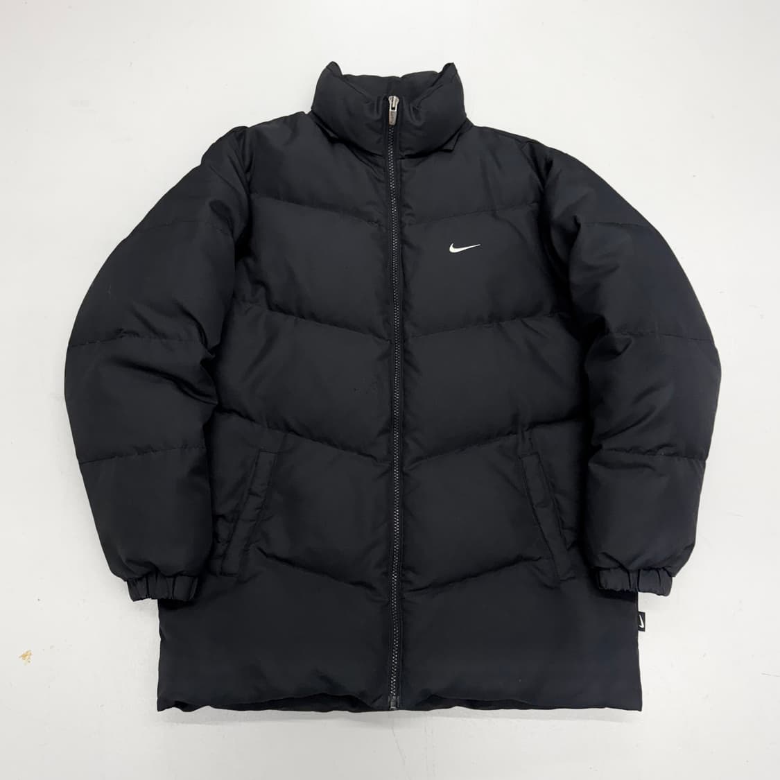 나이키 00s 스우시 뉴챔프 패딩 블랙 상품이미지2